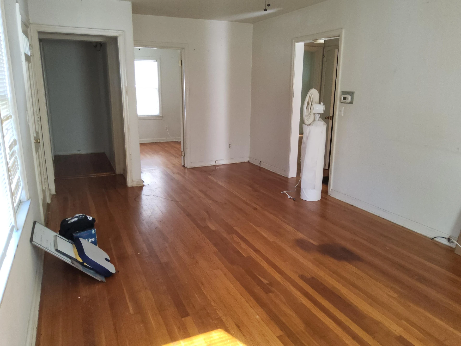 3219 Yardley DR - Photo 4