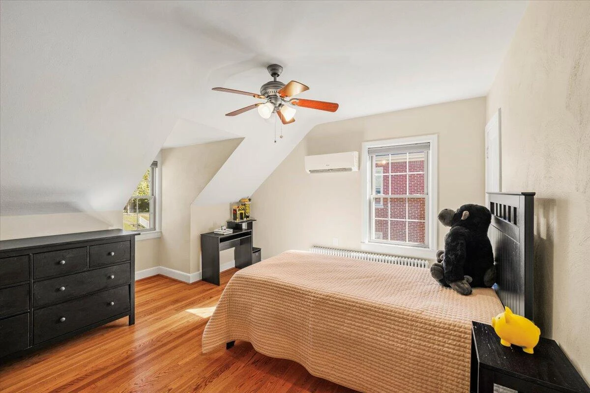 2232 Lincoln AVE - Photo 20