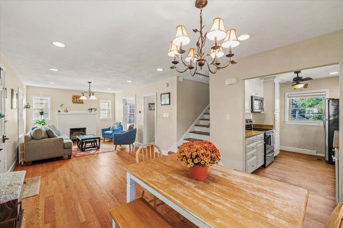 2232 Lincoln AVE - Photo 11