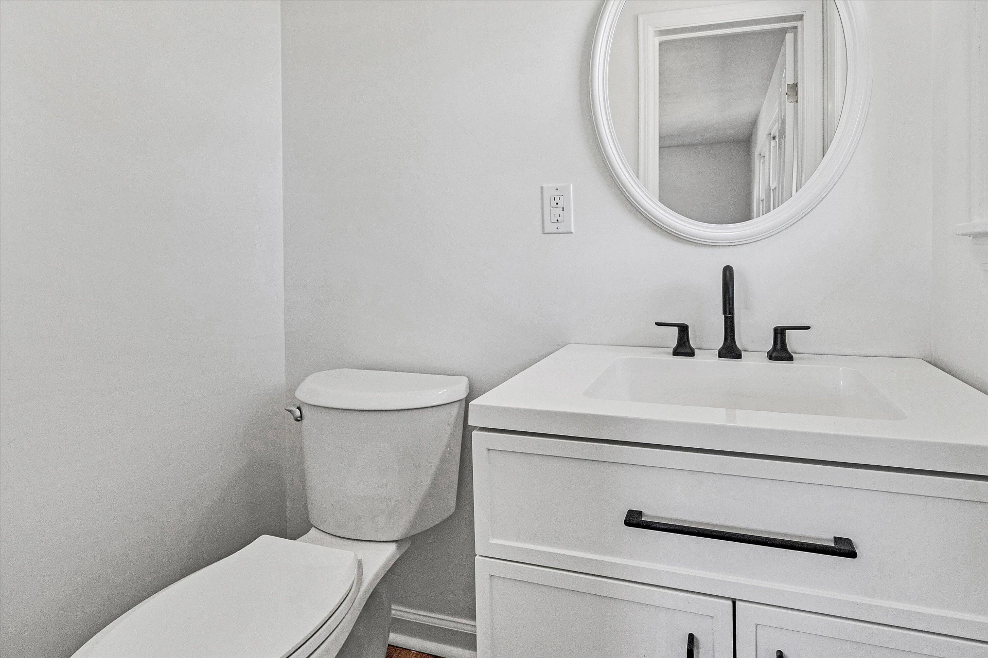3344 Crittendon AVE - Photo 12