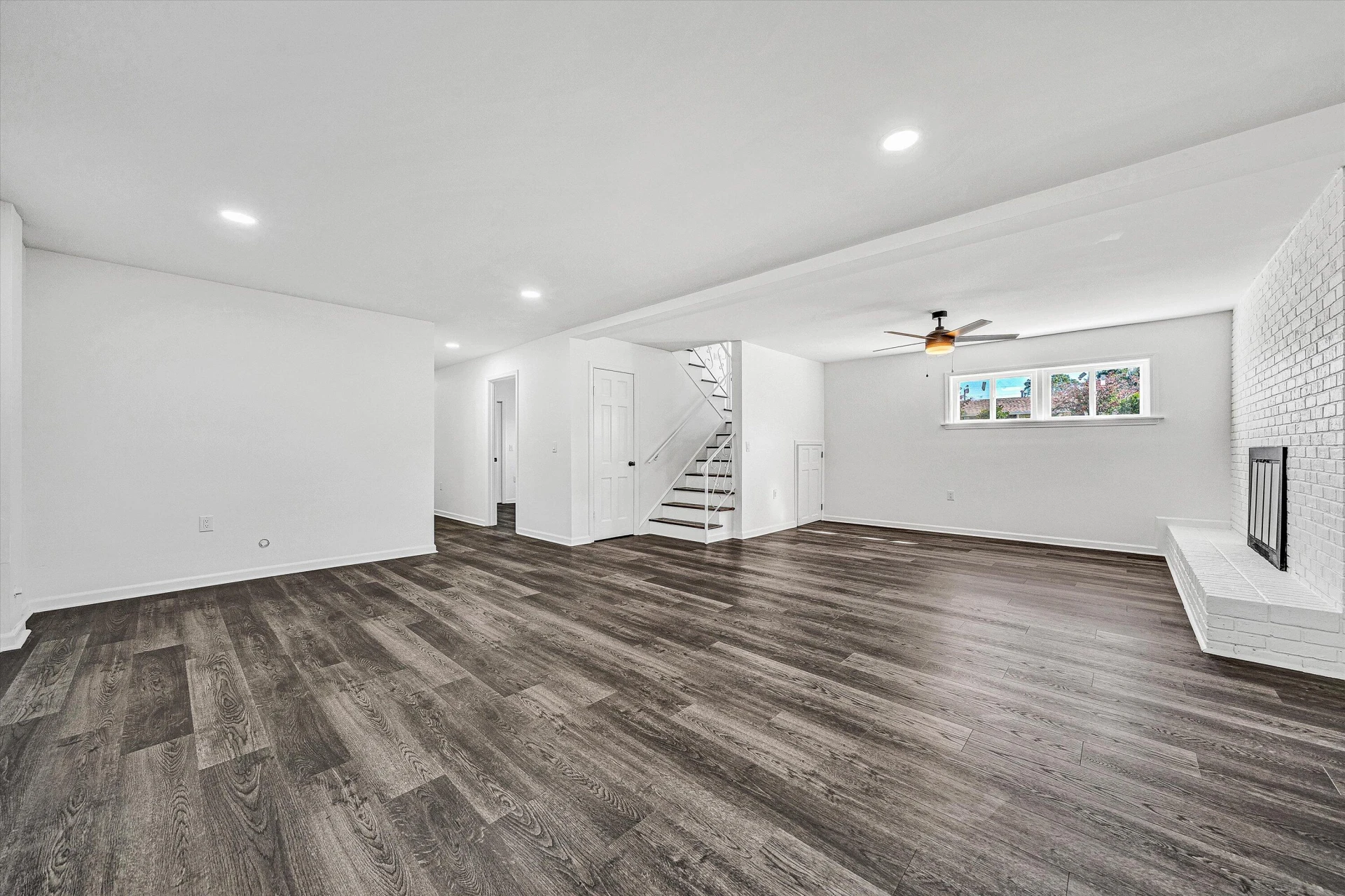3344 Crittendon AVE - Photo 13