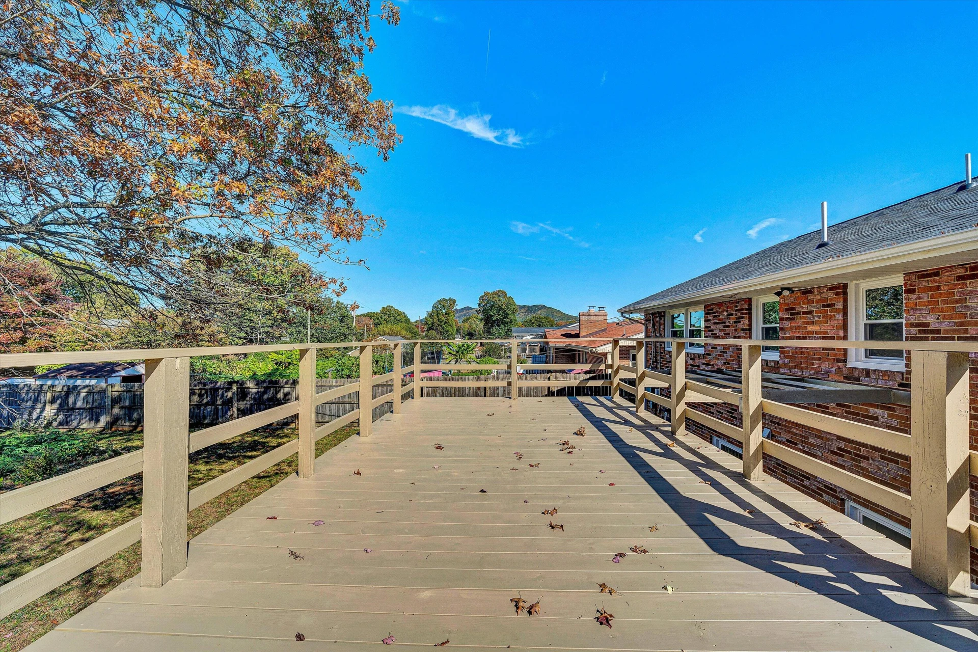 3344 Crittendon AVE - Photo 20