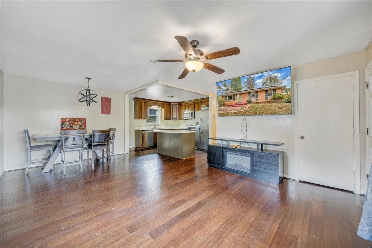 4758 Jacklin DR - Photo 7