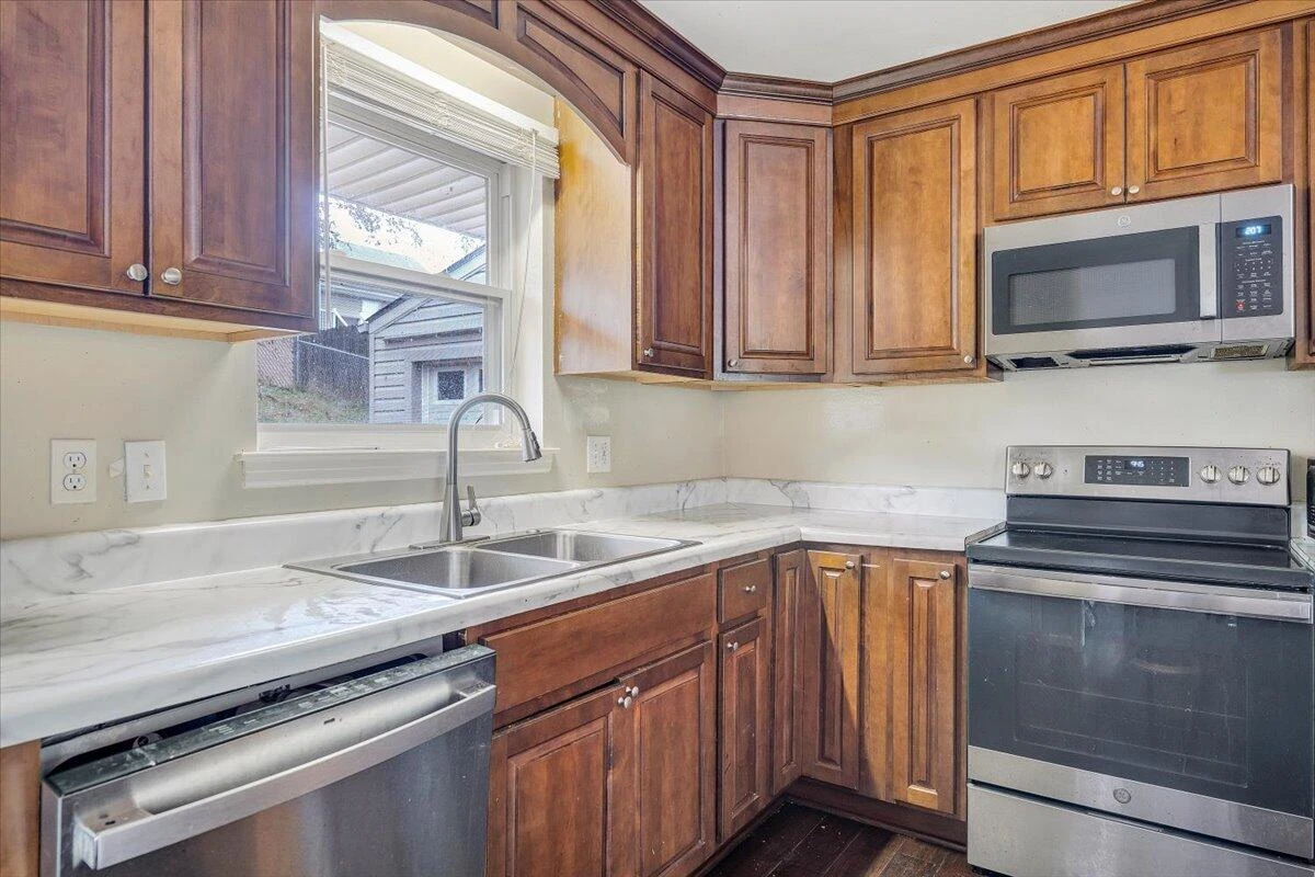 4758 Jacklin DR - Photo 11