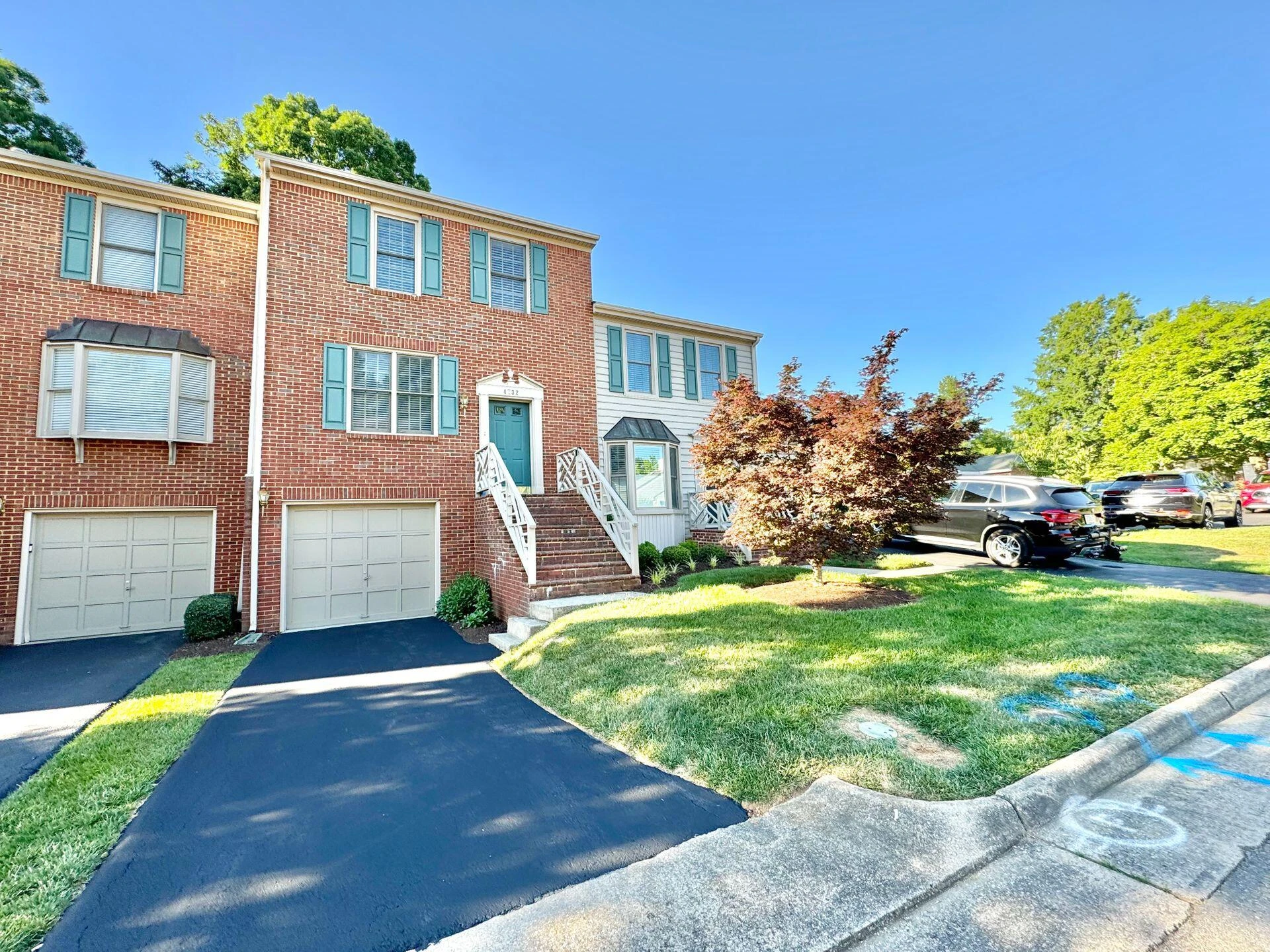 4732 Wembley PL