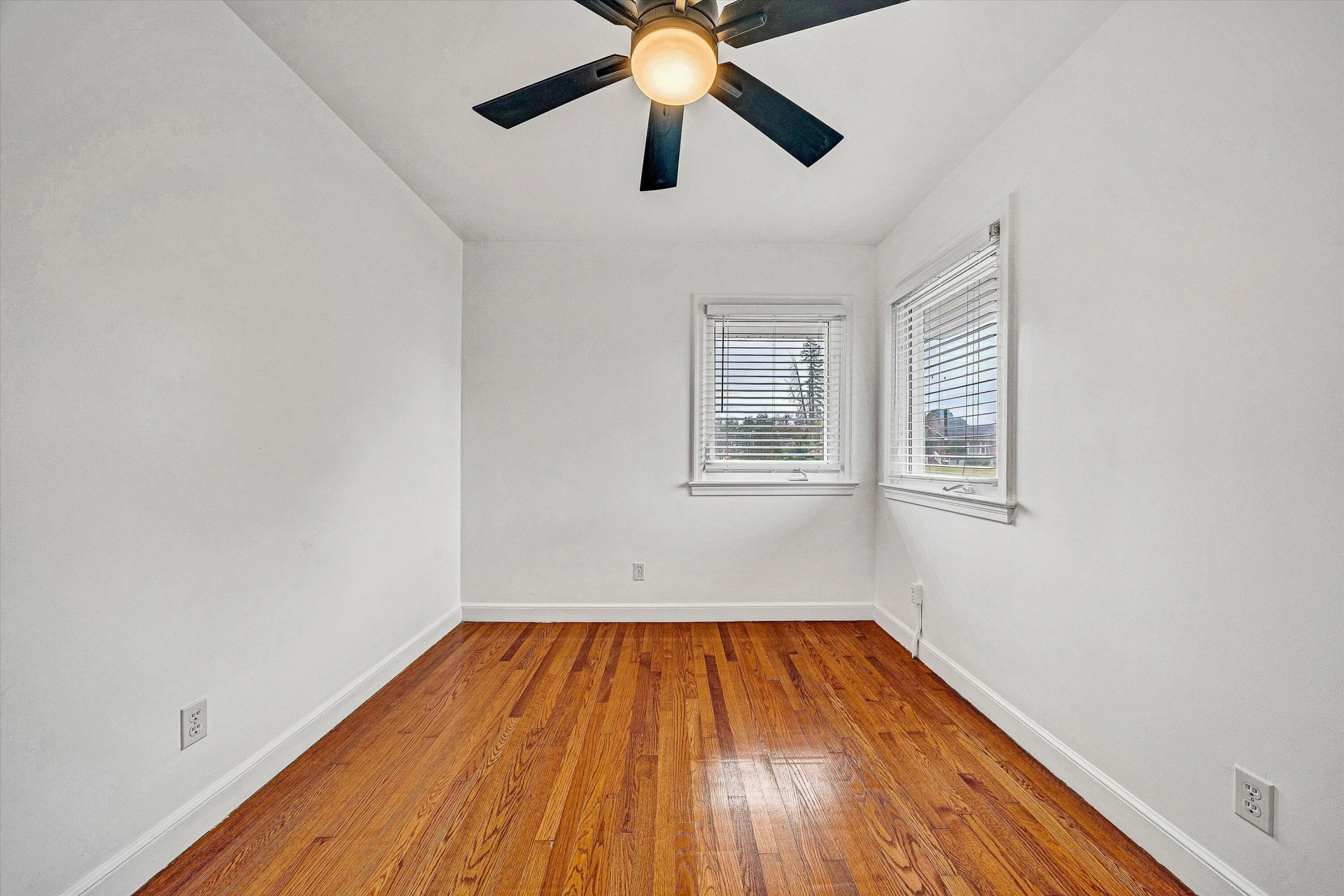 4429 Ben ST - Photo 15