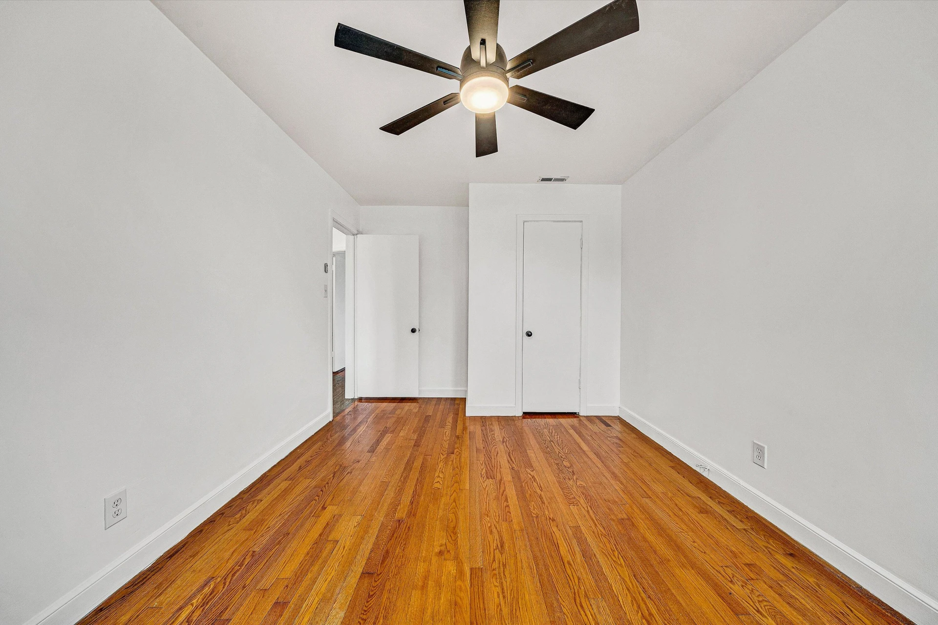 4429 Ben ST - Photo 18
