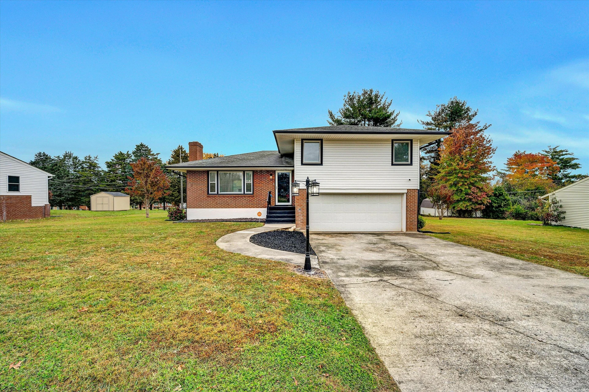 4429 Ben ST - Photo 3