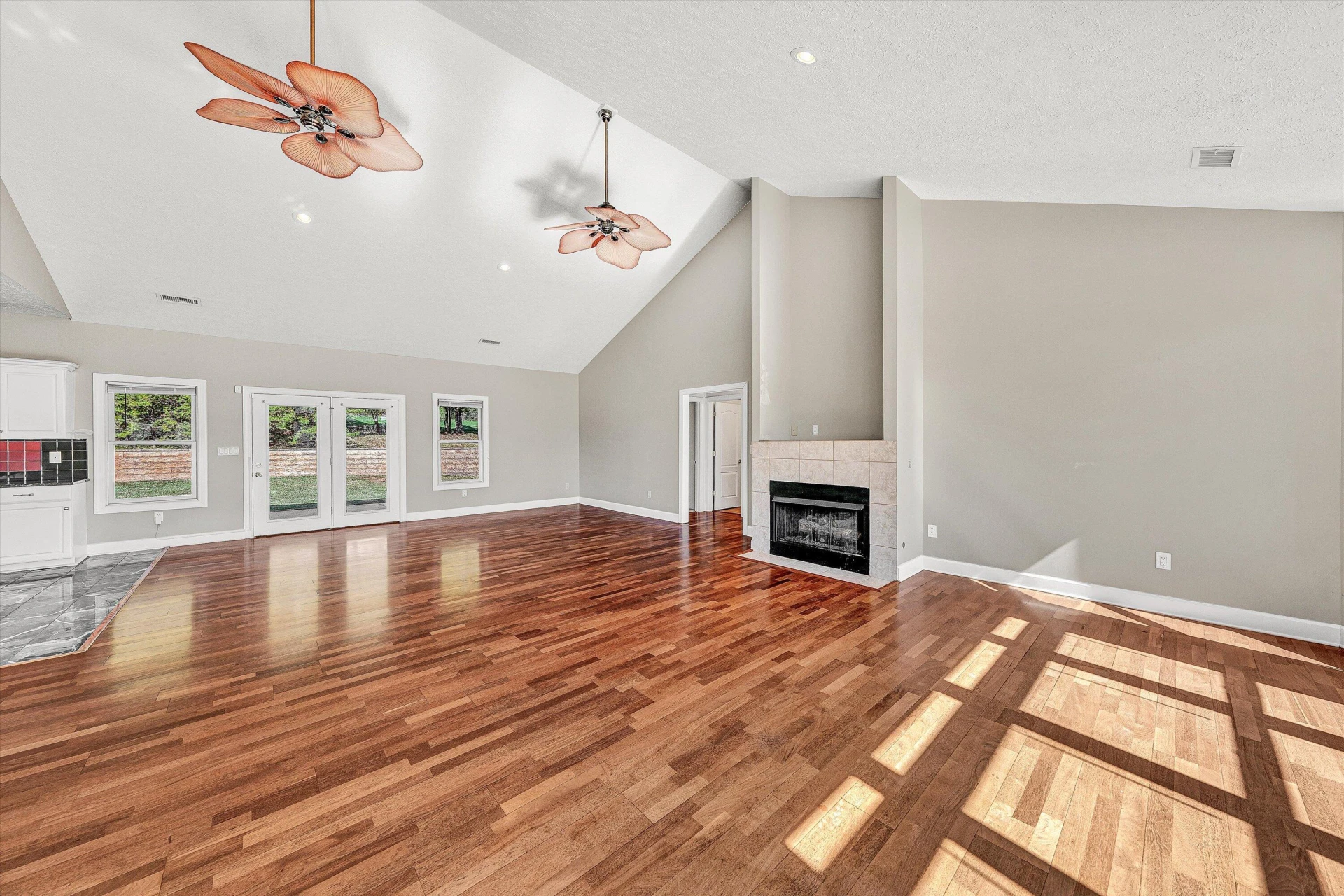 537 Calypso RD - Photo 12