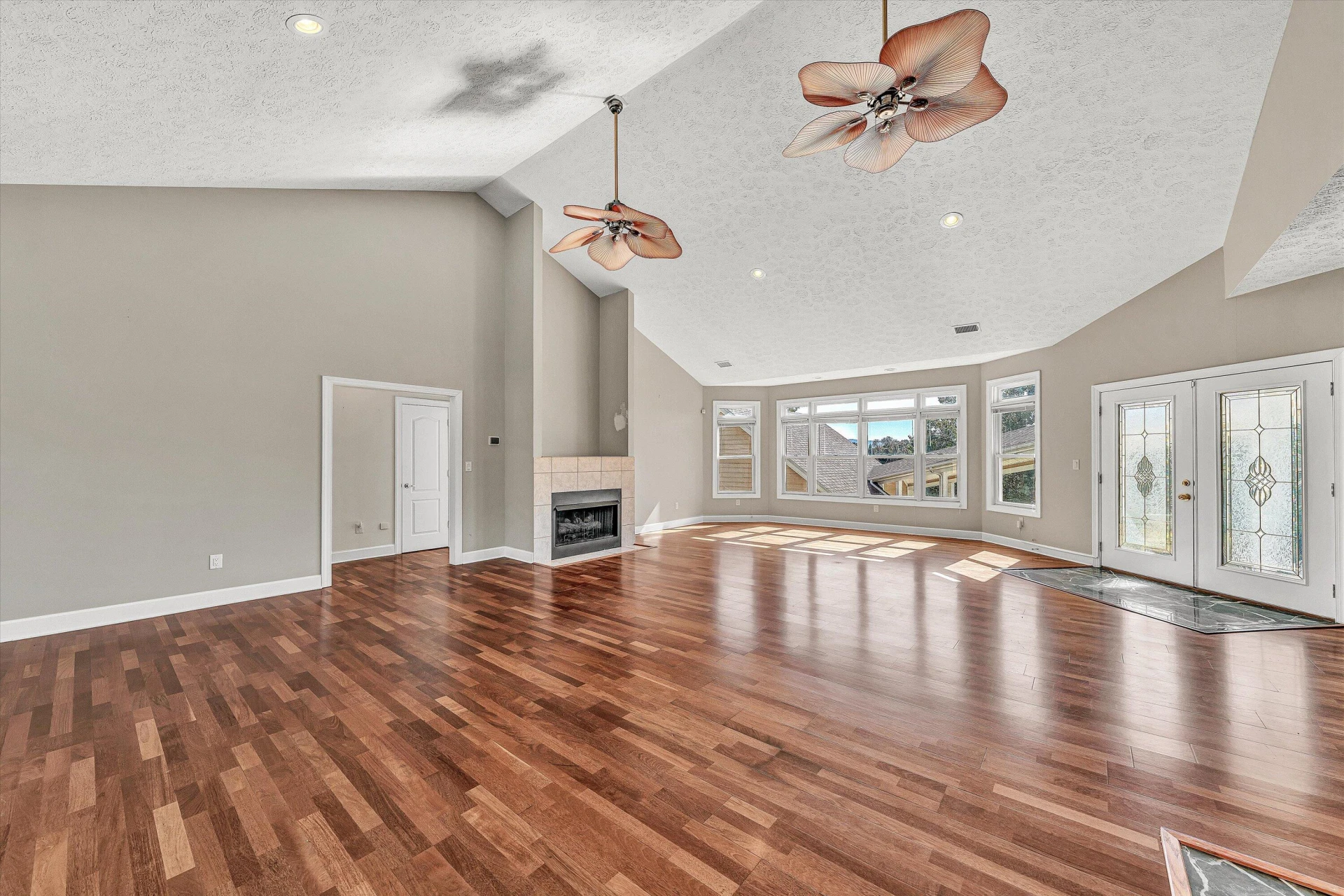 537 Calypso RD - Photo 13
