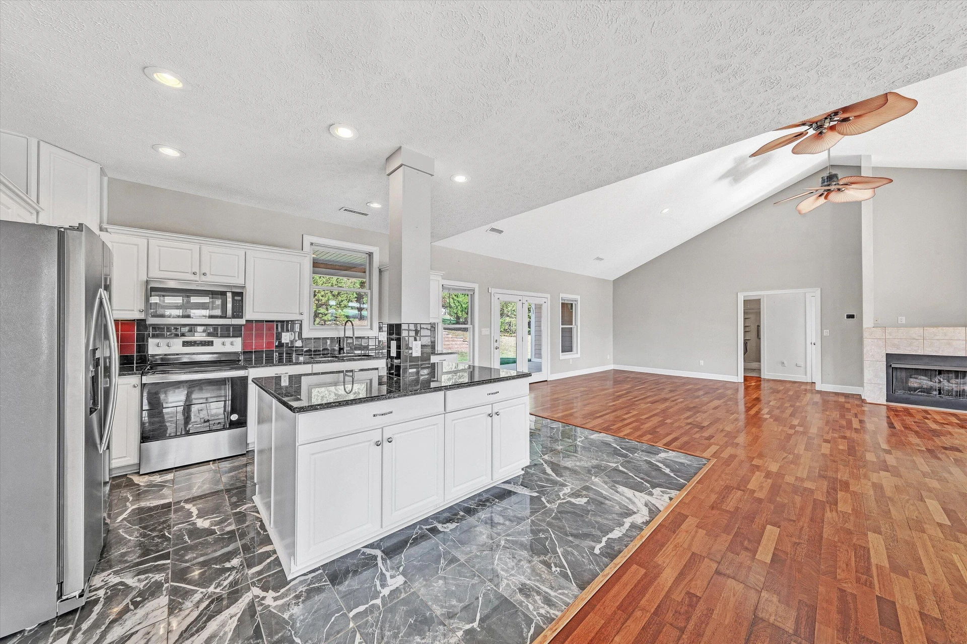 537 Calypso RD - Photo 24