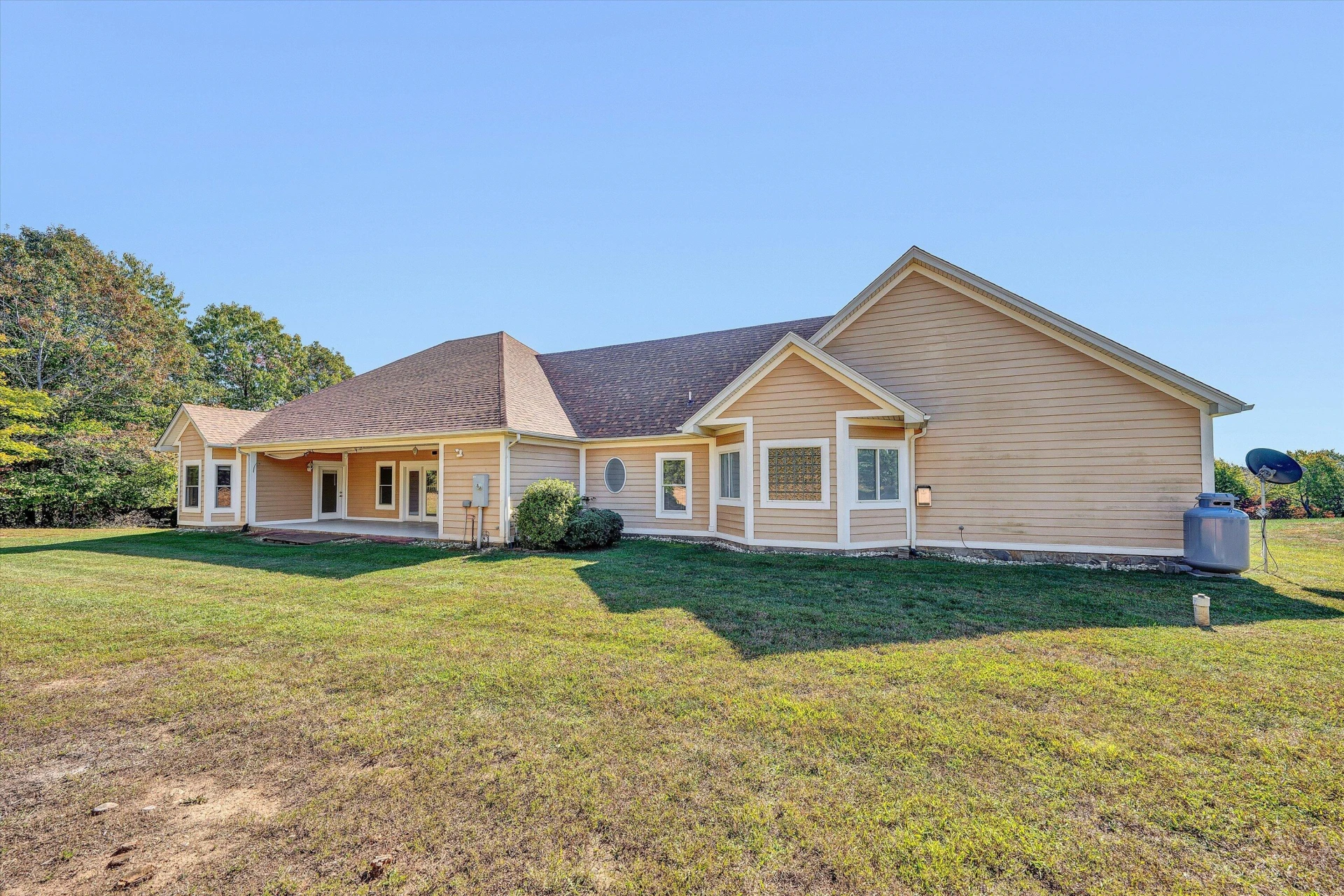 537 Calypso RD - Photo 43