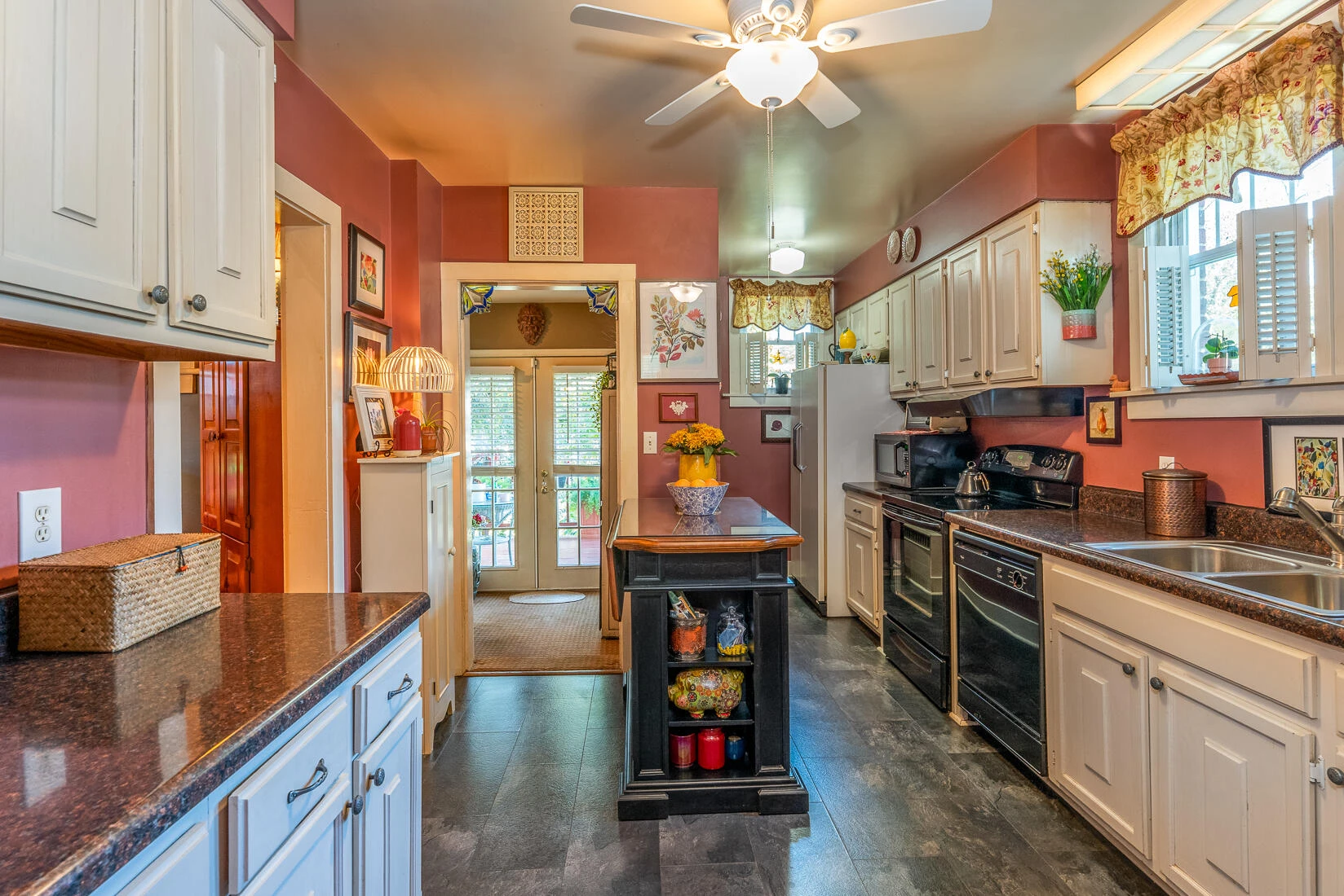 1245 Hamilton AVE - Photo 18