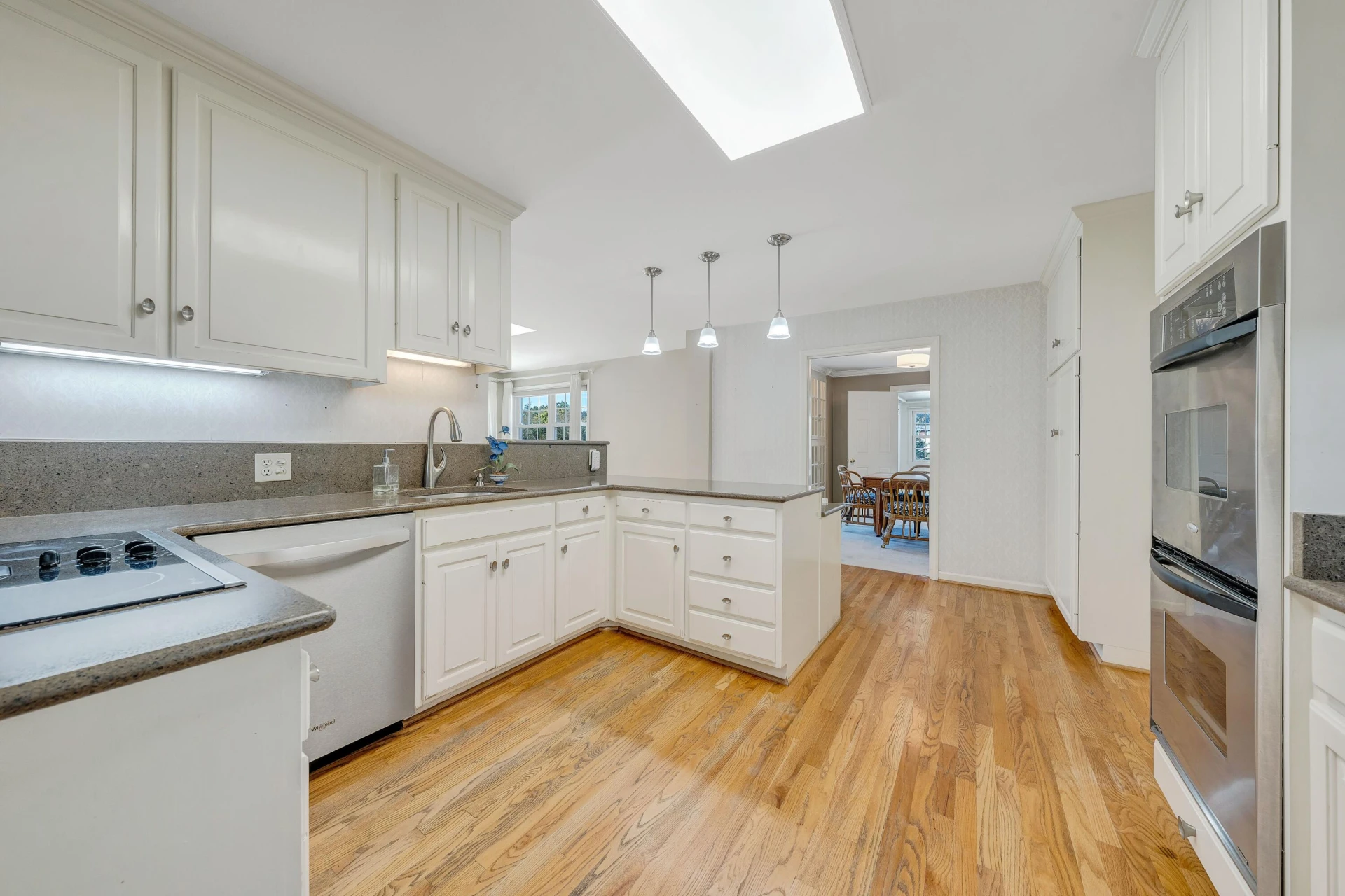 1515 Deyerle RD #& 1501 - Photo 19