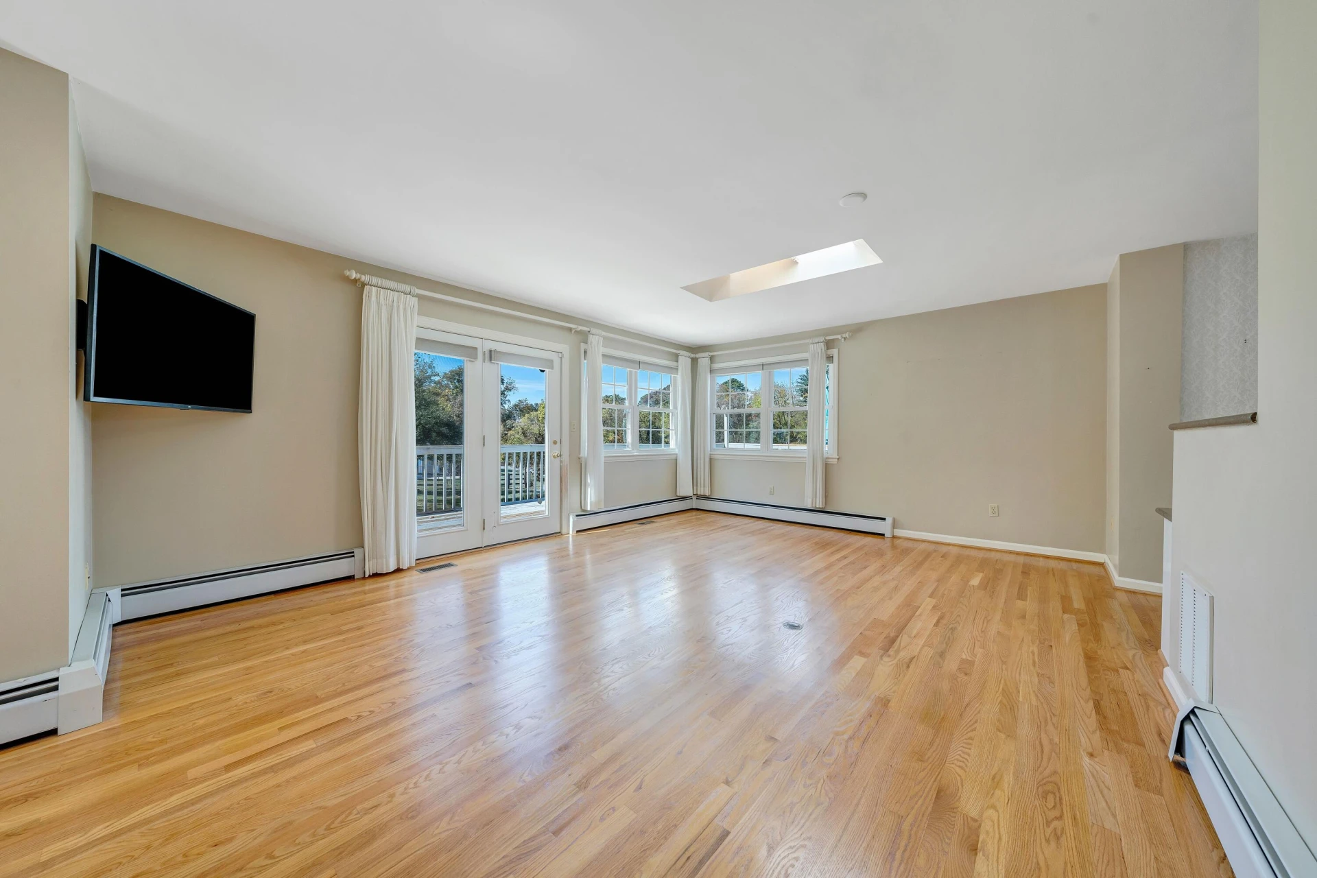 1515 Deyerle RD #& 1501 - Photo 24