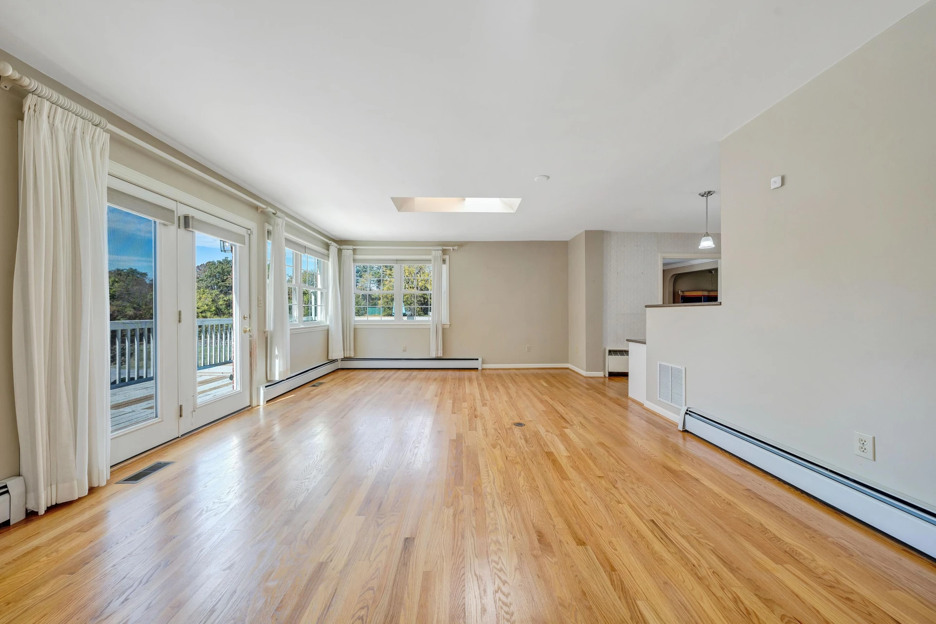 1515 Deyerle RD #& 1501 - Photo 25