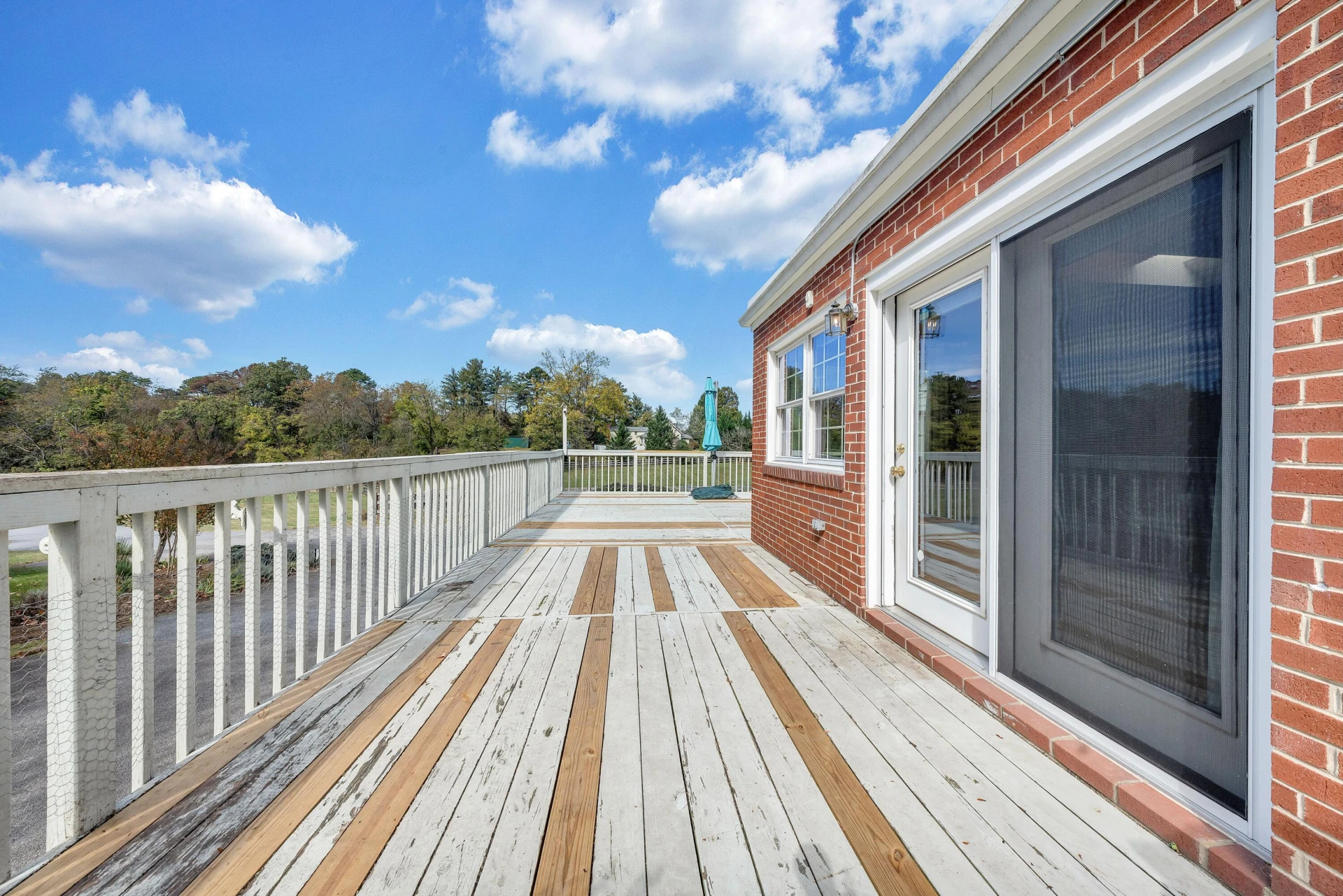 1515 Deyerle RD #& 1501 - Photo 26