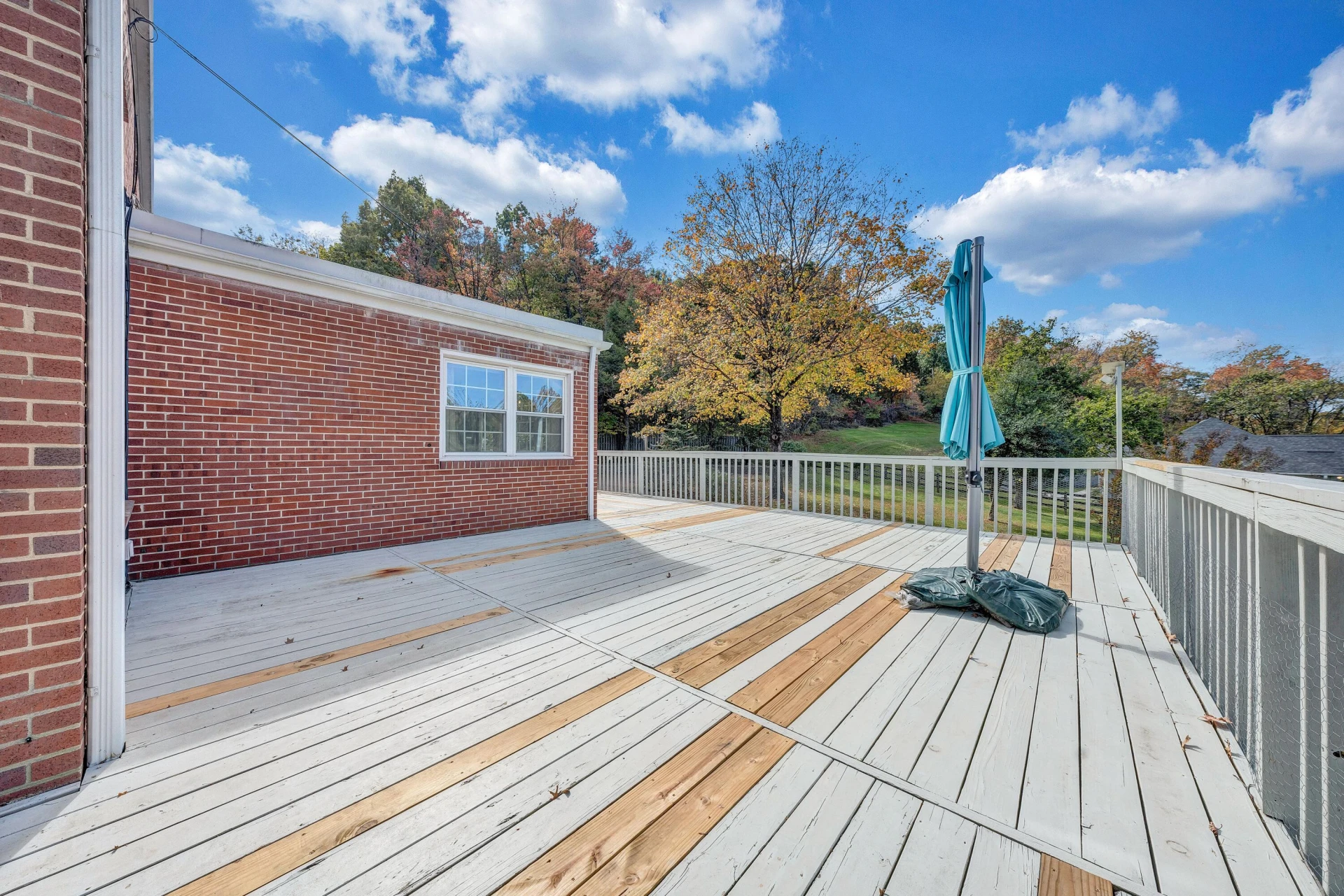 1515 Deyerle RD #& 1501 - Photo 27
