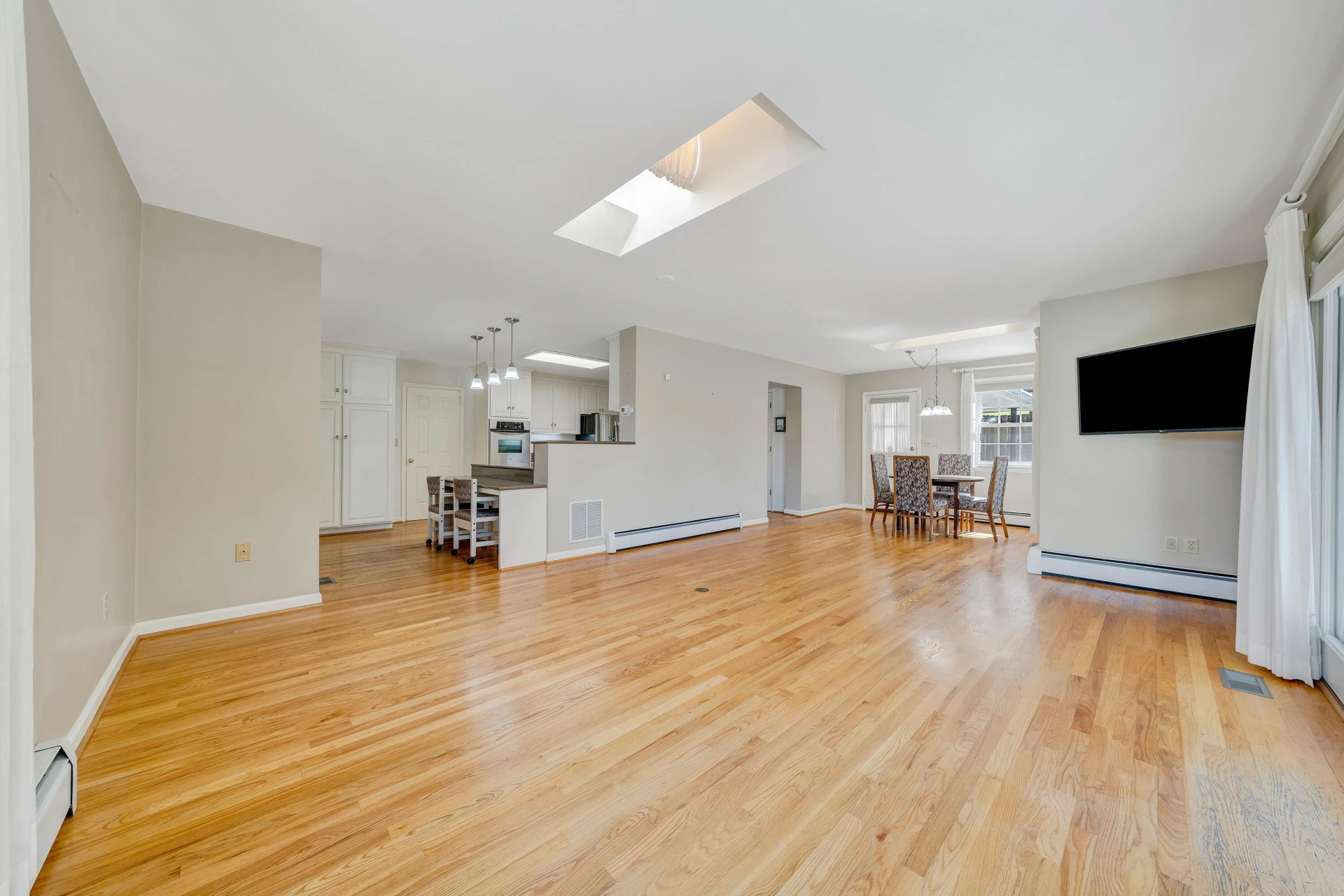 1515 Deyerle RD #& 1501 - Photo 28
