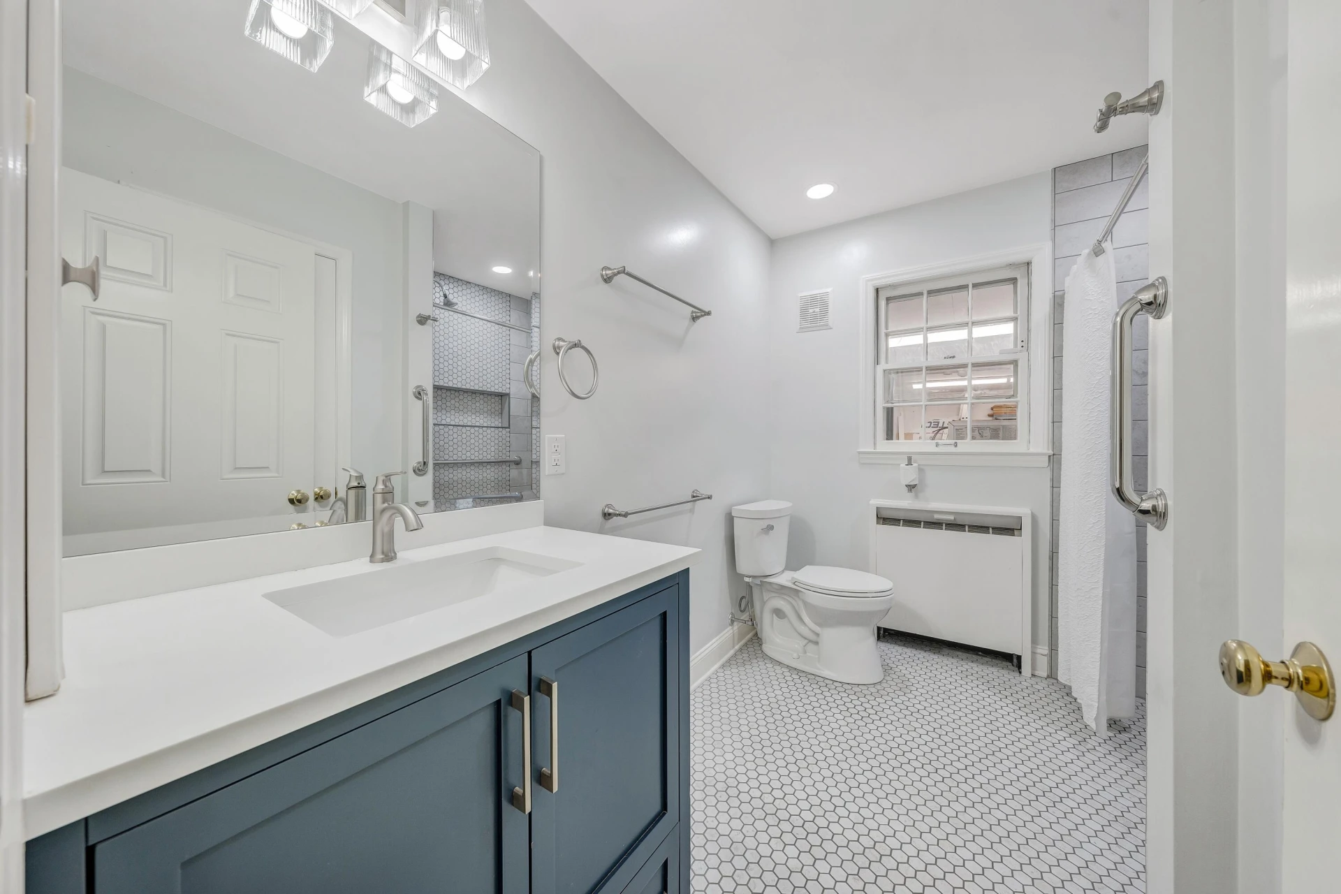 1515 Deyerle RD #& 1501 - Photo 31