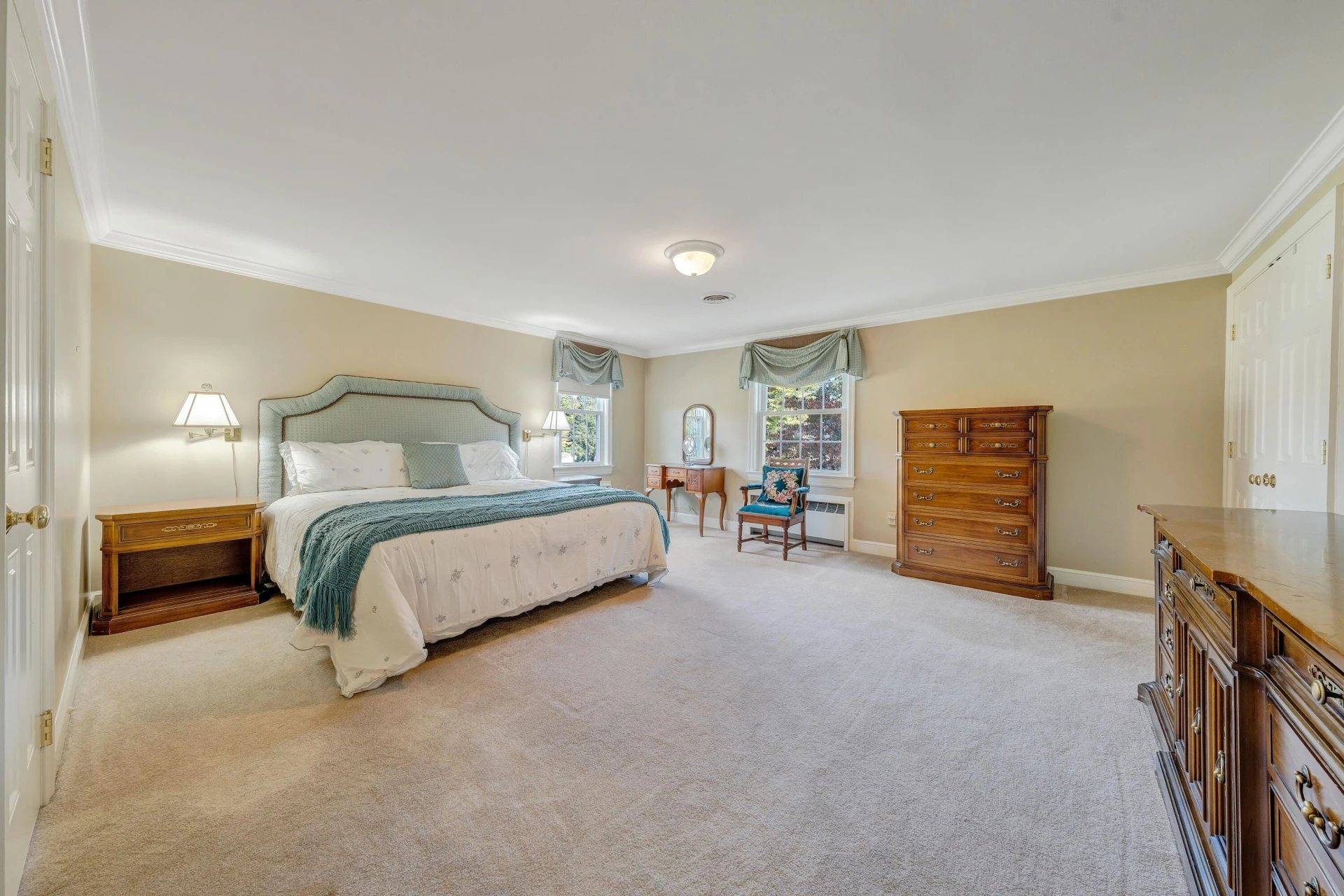 1515 Deyerle RD #& 1501 - Photo 33