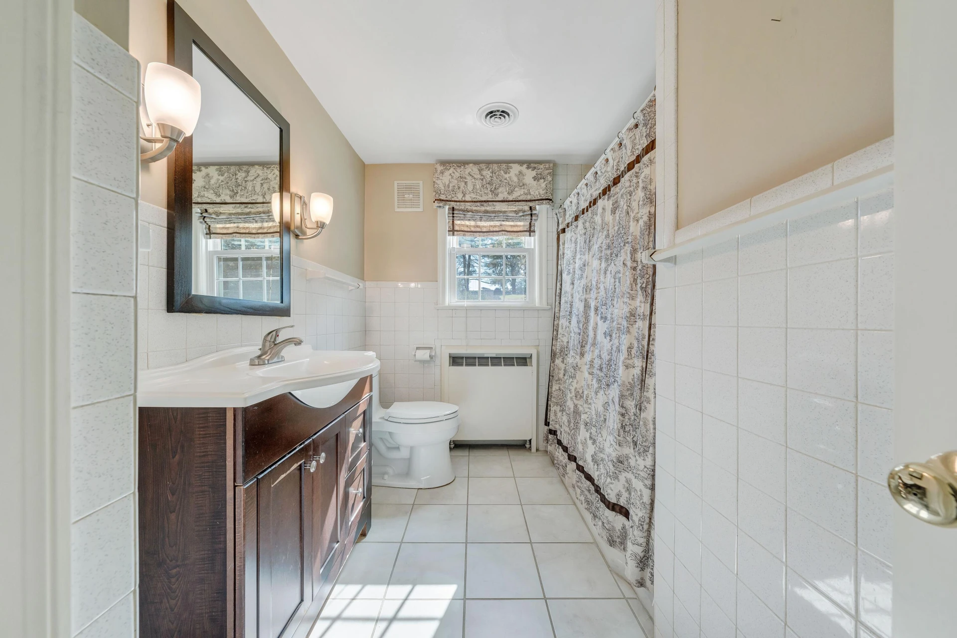 1515 Deyerle RD #& 1501 - Photo 40
