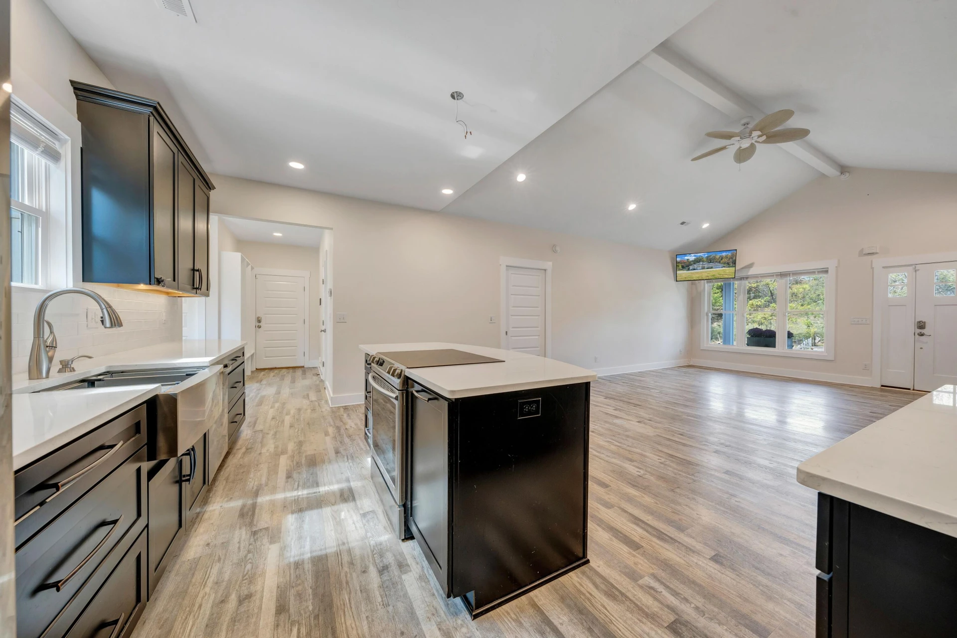 1515 Deyerle RD #& 1501 - Photo 63