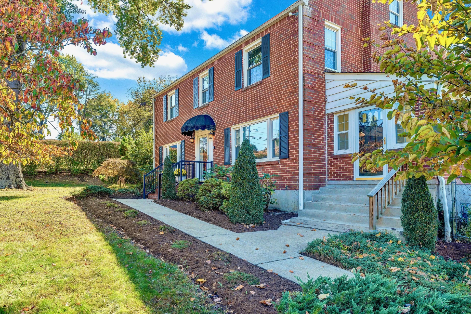 1515 Deyerle RD #& 1501 - Photo 7