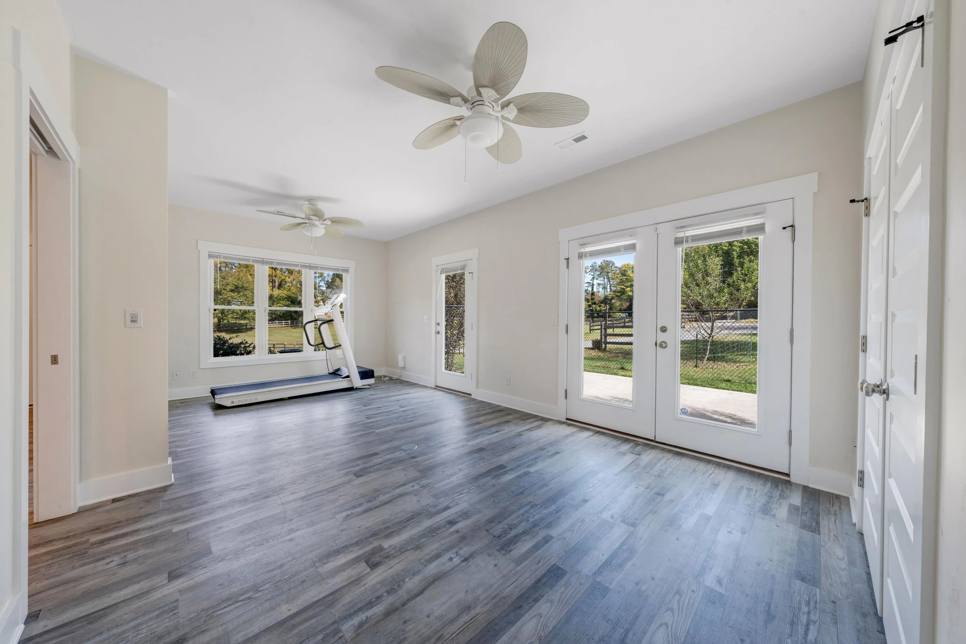 1515 Deyerle RD #& 1501 - Photo 70
