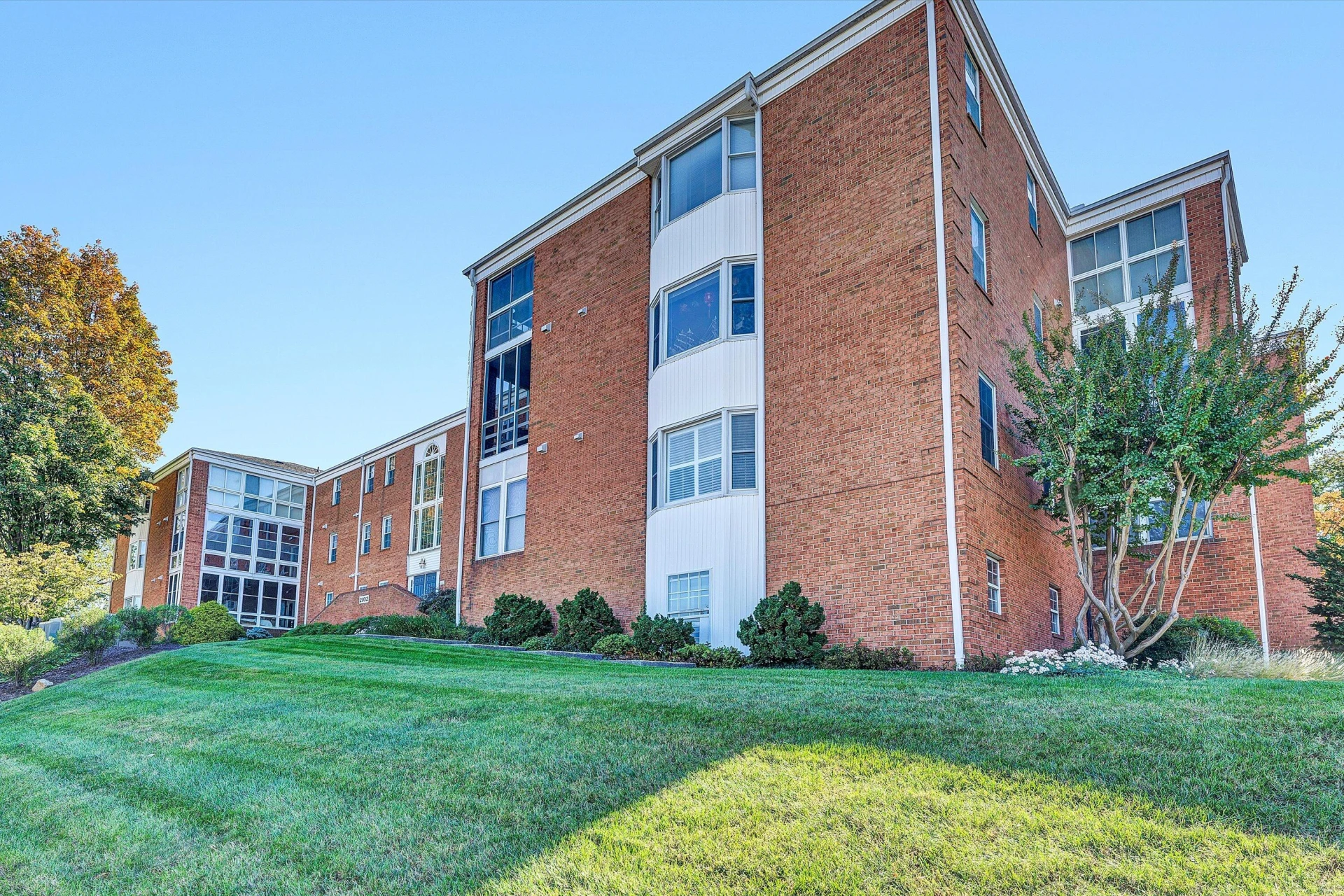 2102 Stephenson AVE #18 - Photo 3