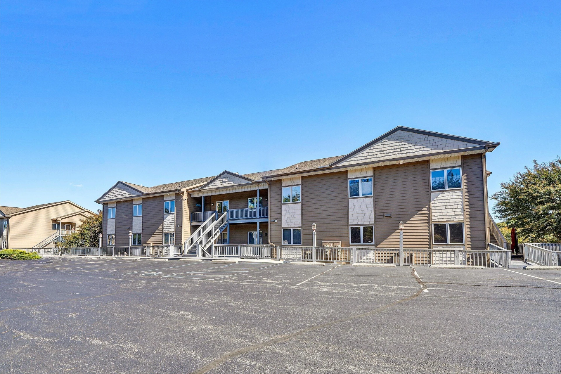 1103 Mariners WAY #1 - Photo 4