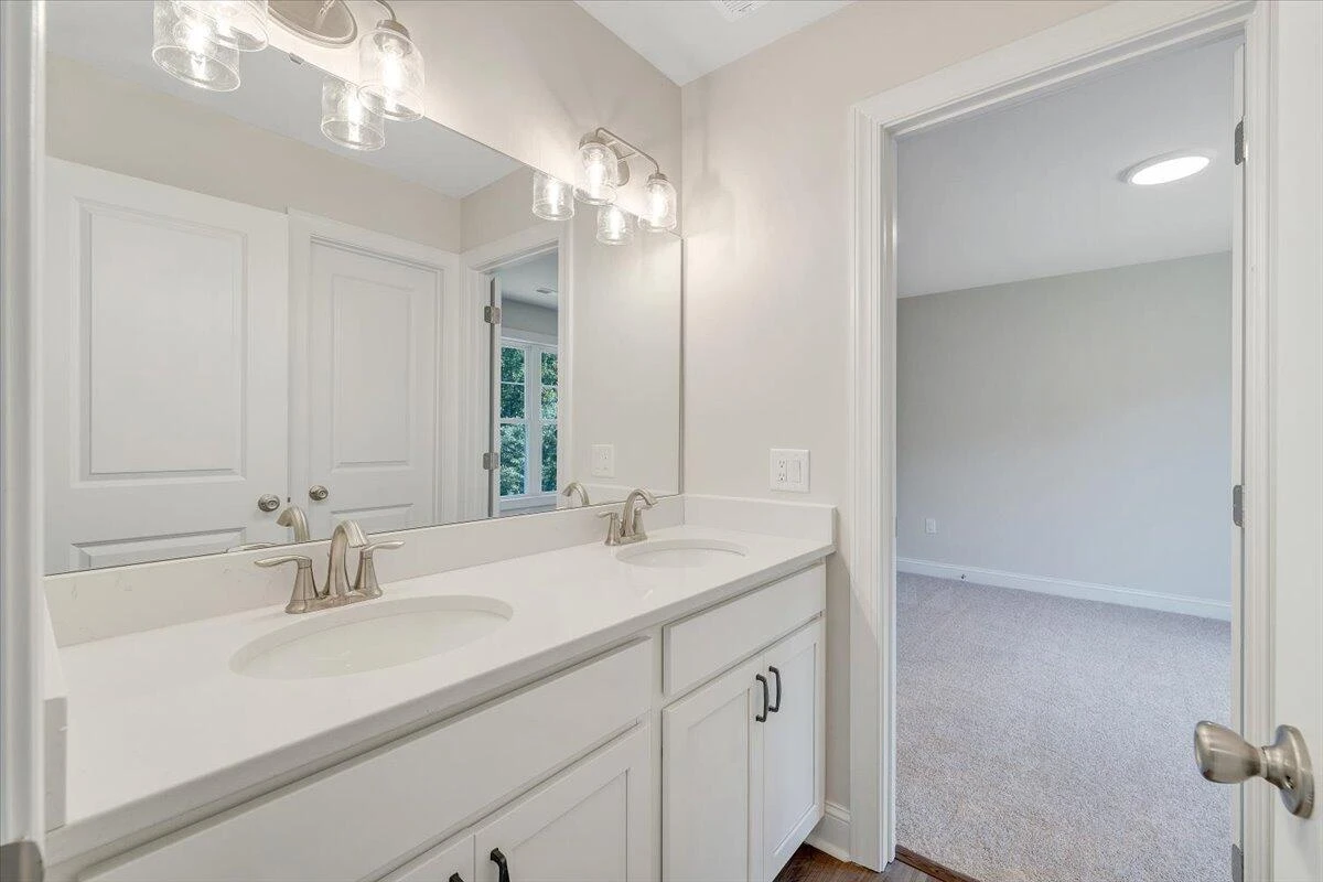 5919 Paddington CT - Photo 19