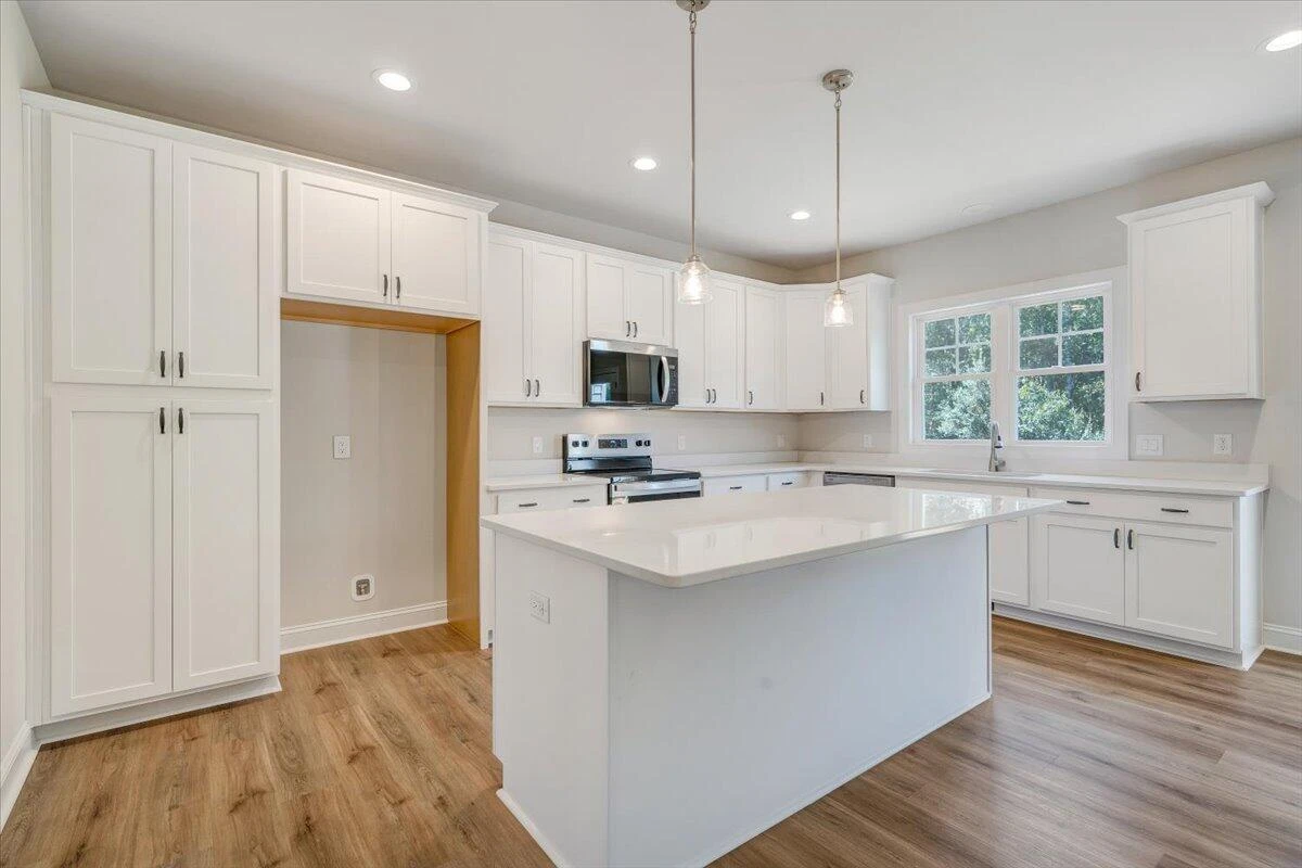 5919 Paddington CT - Photo 8