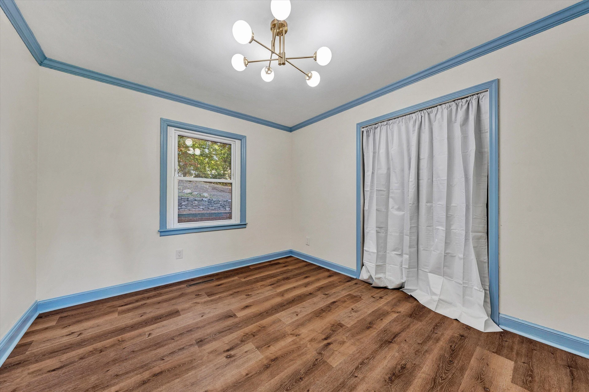 2920 Bluefield BLVD - Photo 13