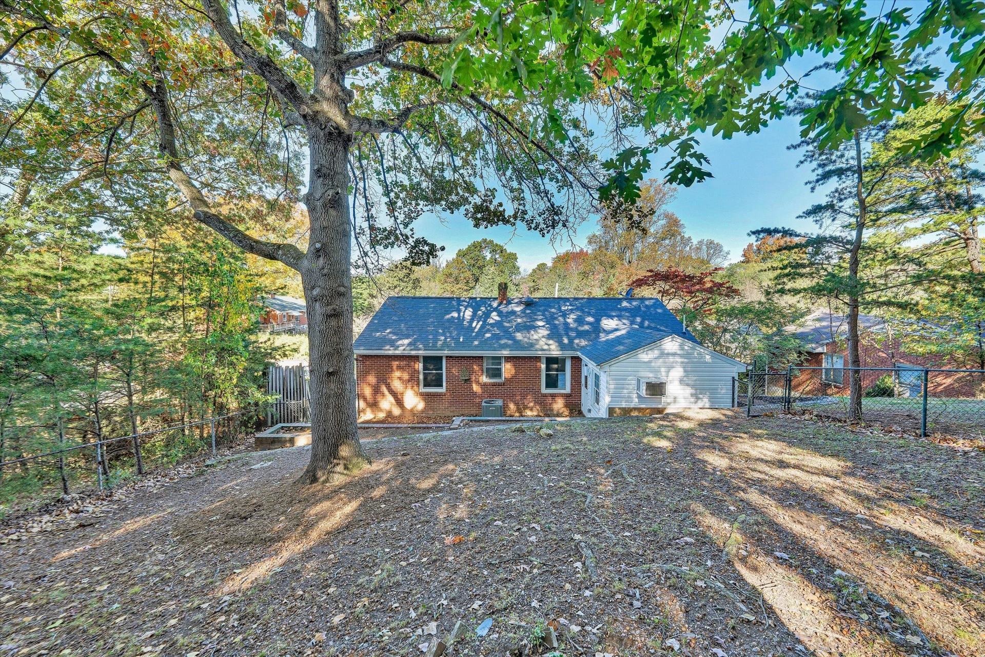 2920 Bluefield BLVD - Photo 26