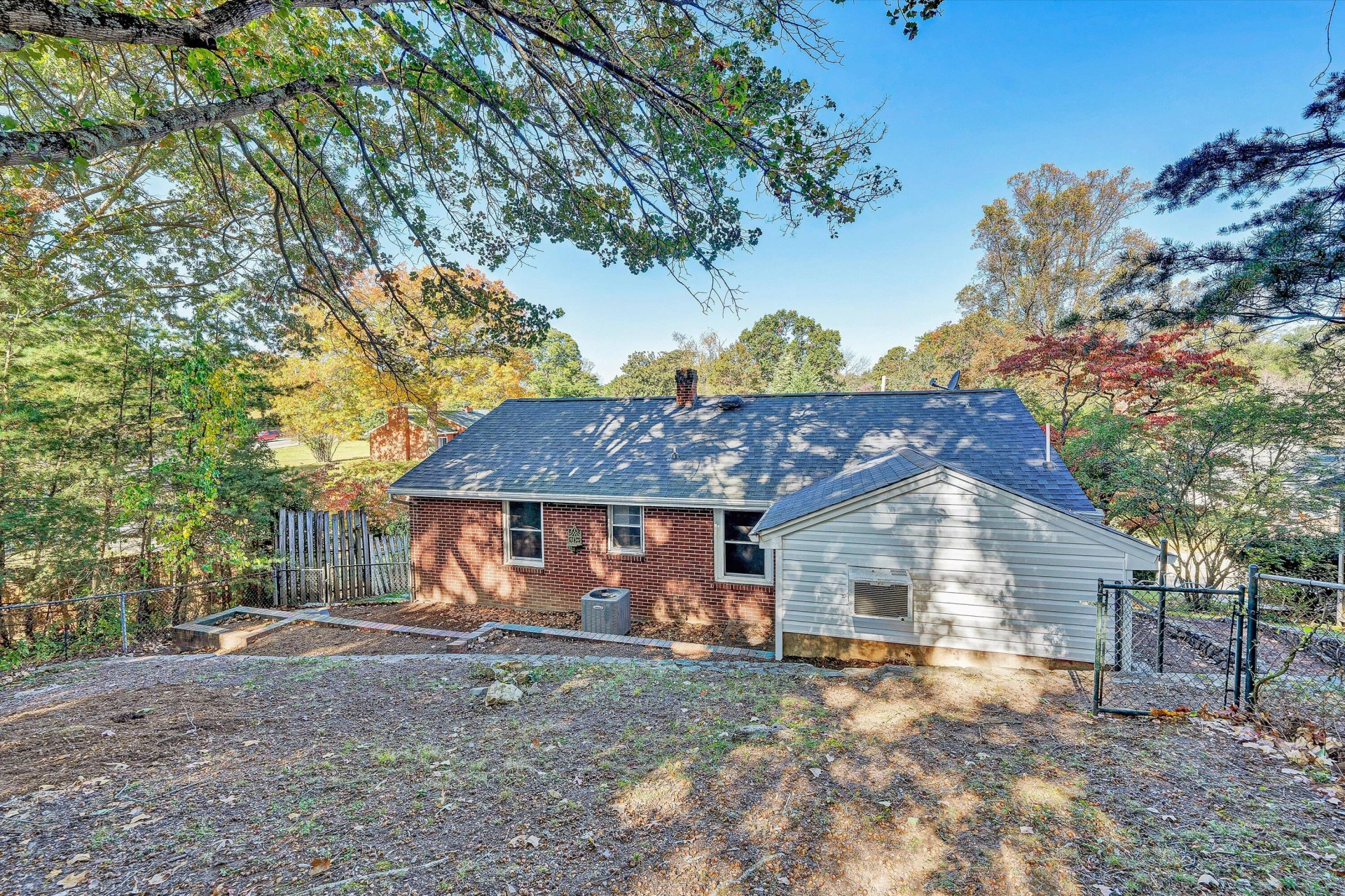 2920 Bluefield BLVD - Photo 27