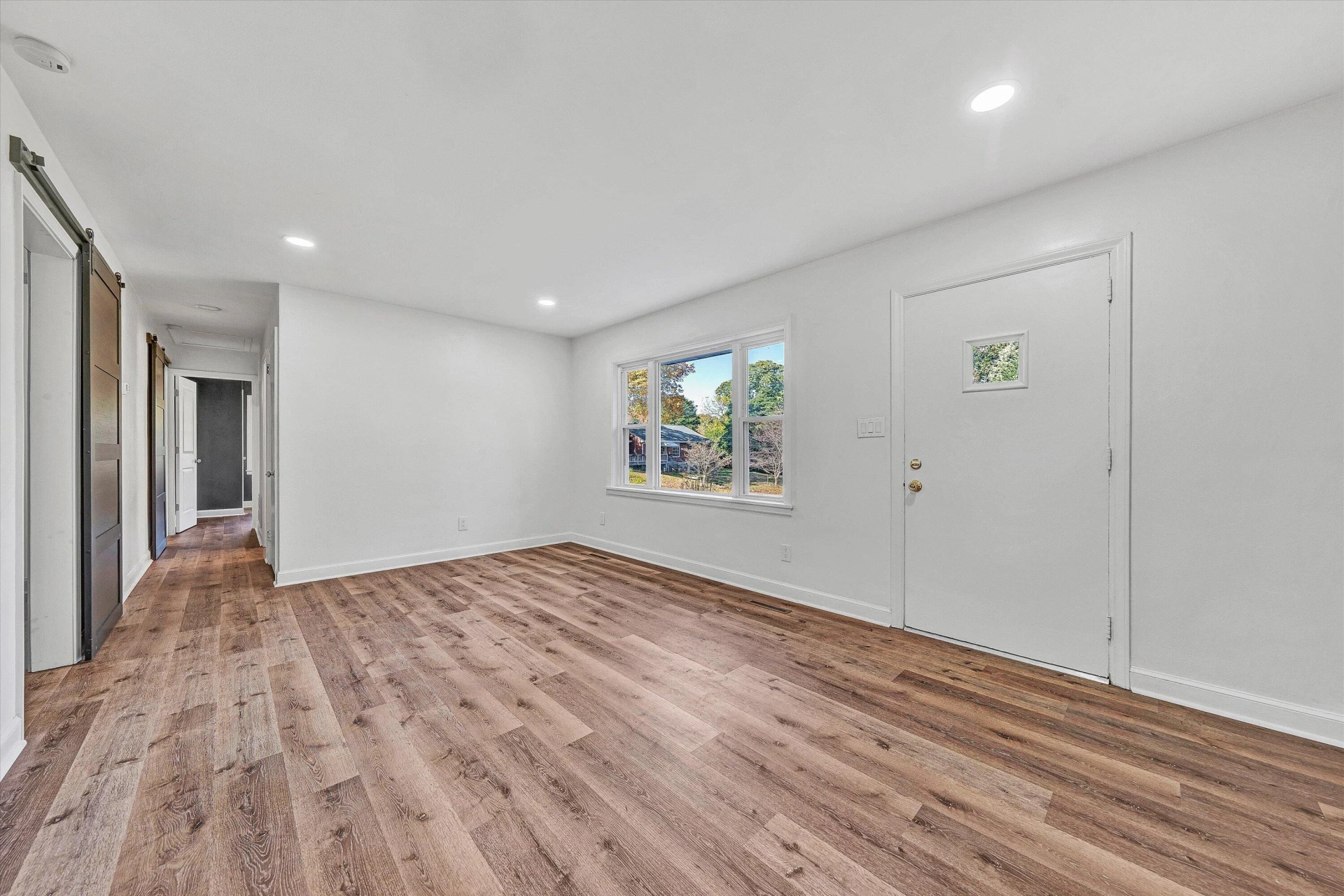 2920 Bluefield BLVD - Photo 7