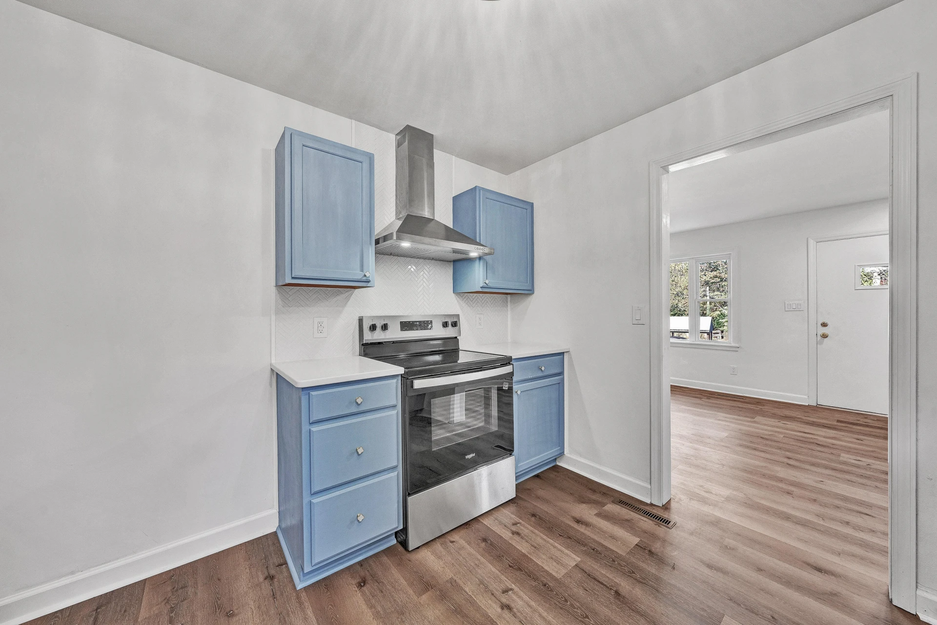 2920 Bluefield BLVD - Photo 10