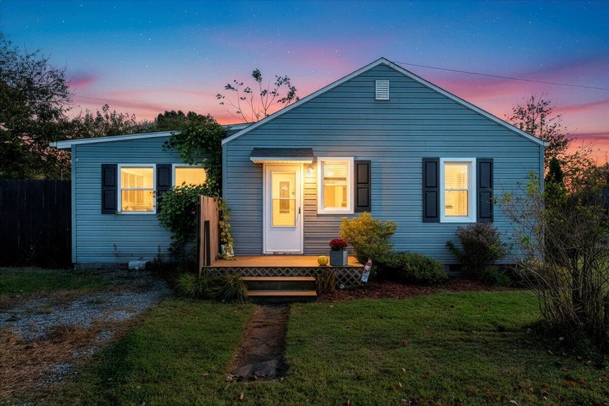 4935 Hubert RD - Photo 7
