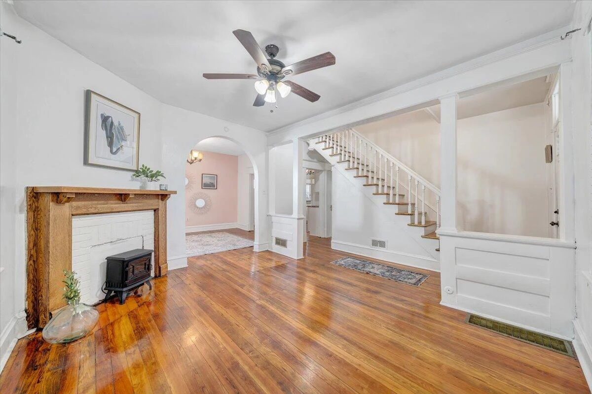1008 5th ST - Photo 9