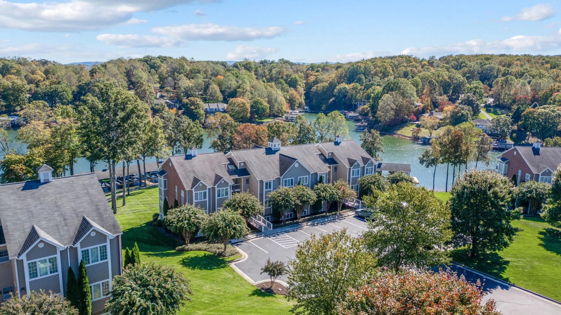 305 Pointe Shore DR #202 - Photo 4