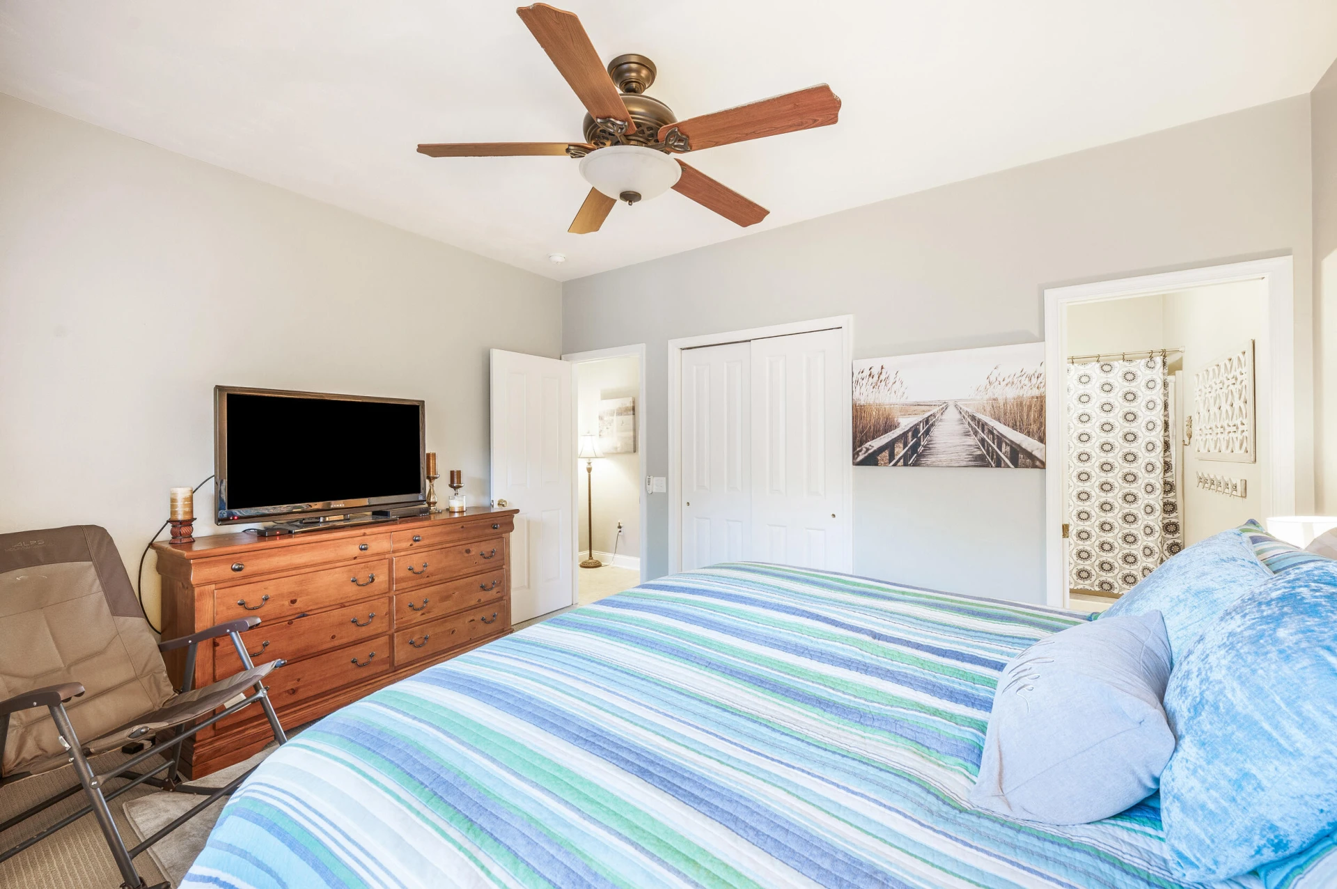 305 Pointe Shore DR #202 - Photo 32