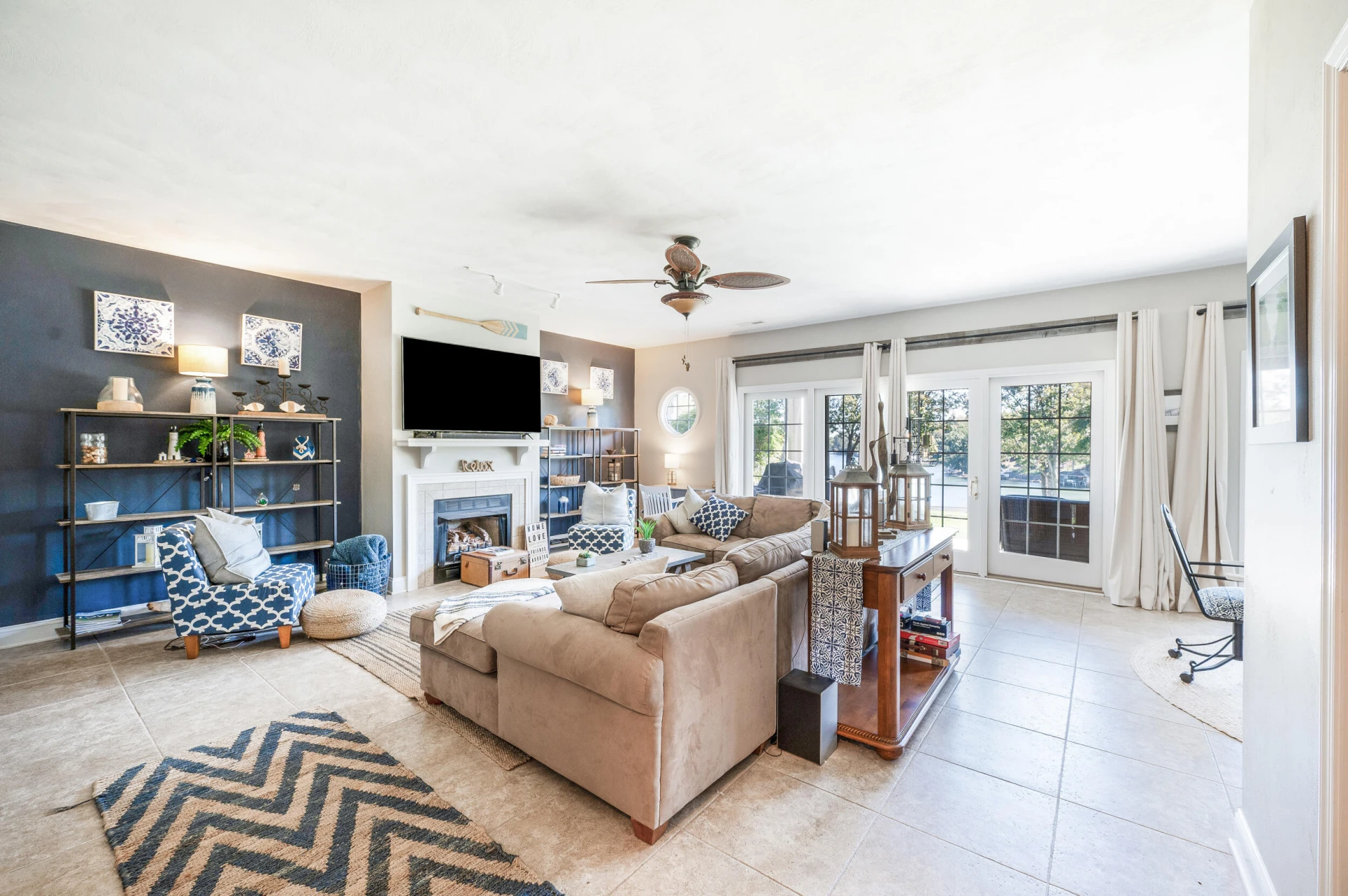 305 Pointe Shore DR #202 - Photo 40
