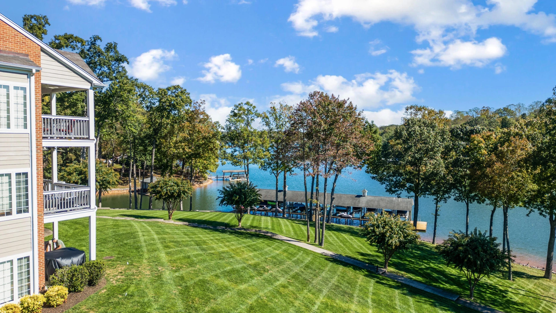 305 Pointe Shore DR #202 - Photo 5
