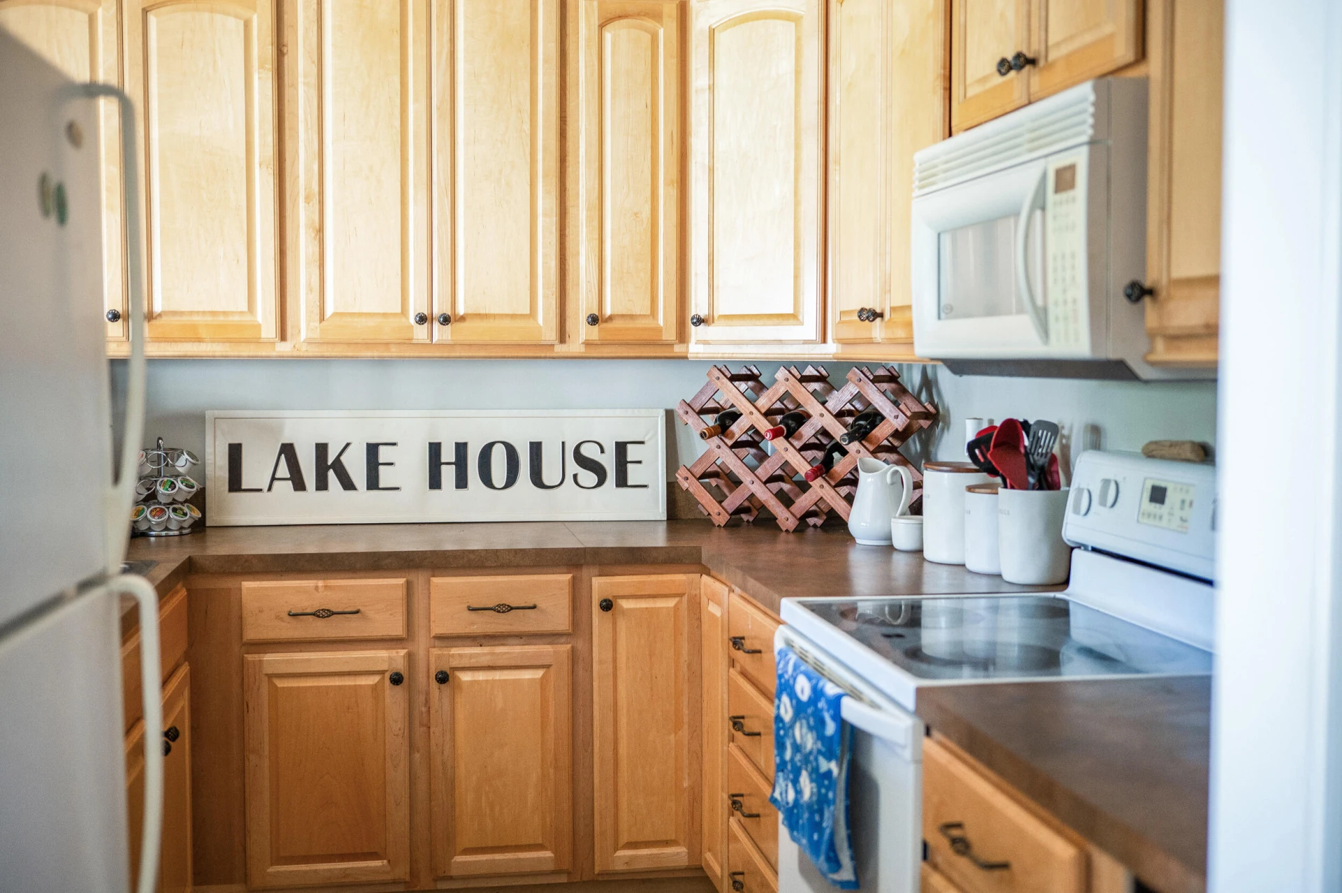 305 Pointe Shore DR #202 - Photo 48