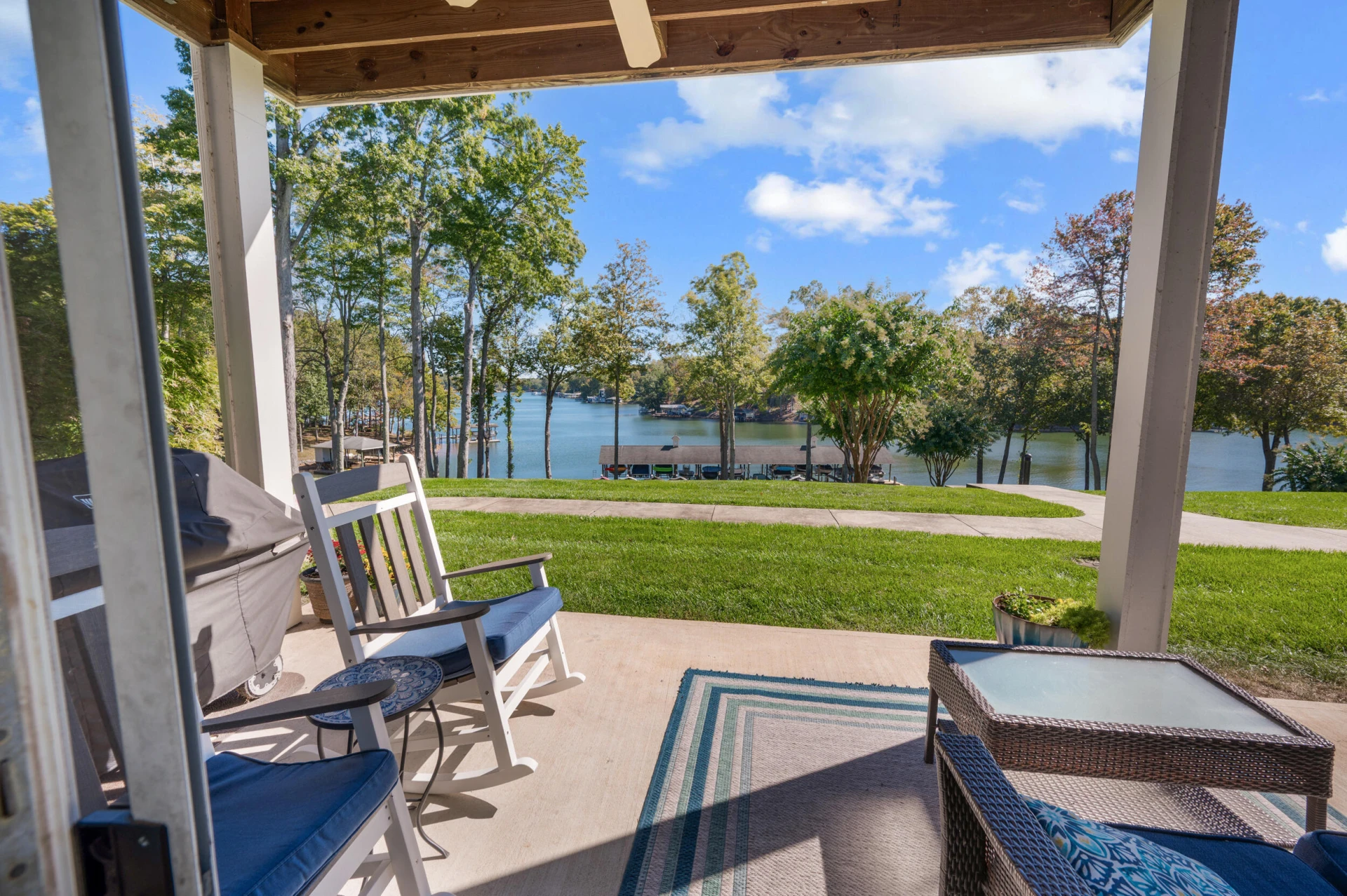 305 Pointe Shore DR #202 - Photo 52