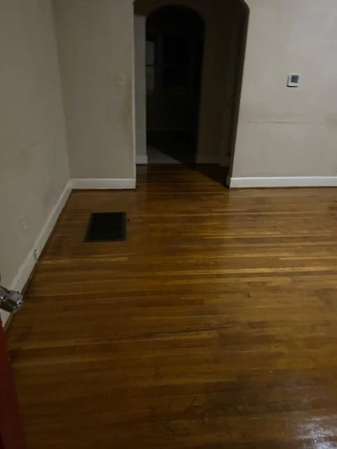 2518 Ravenwood AVE - Photo 9