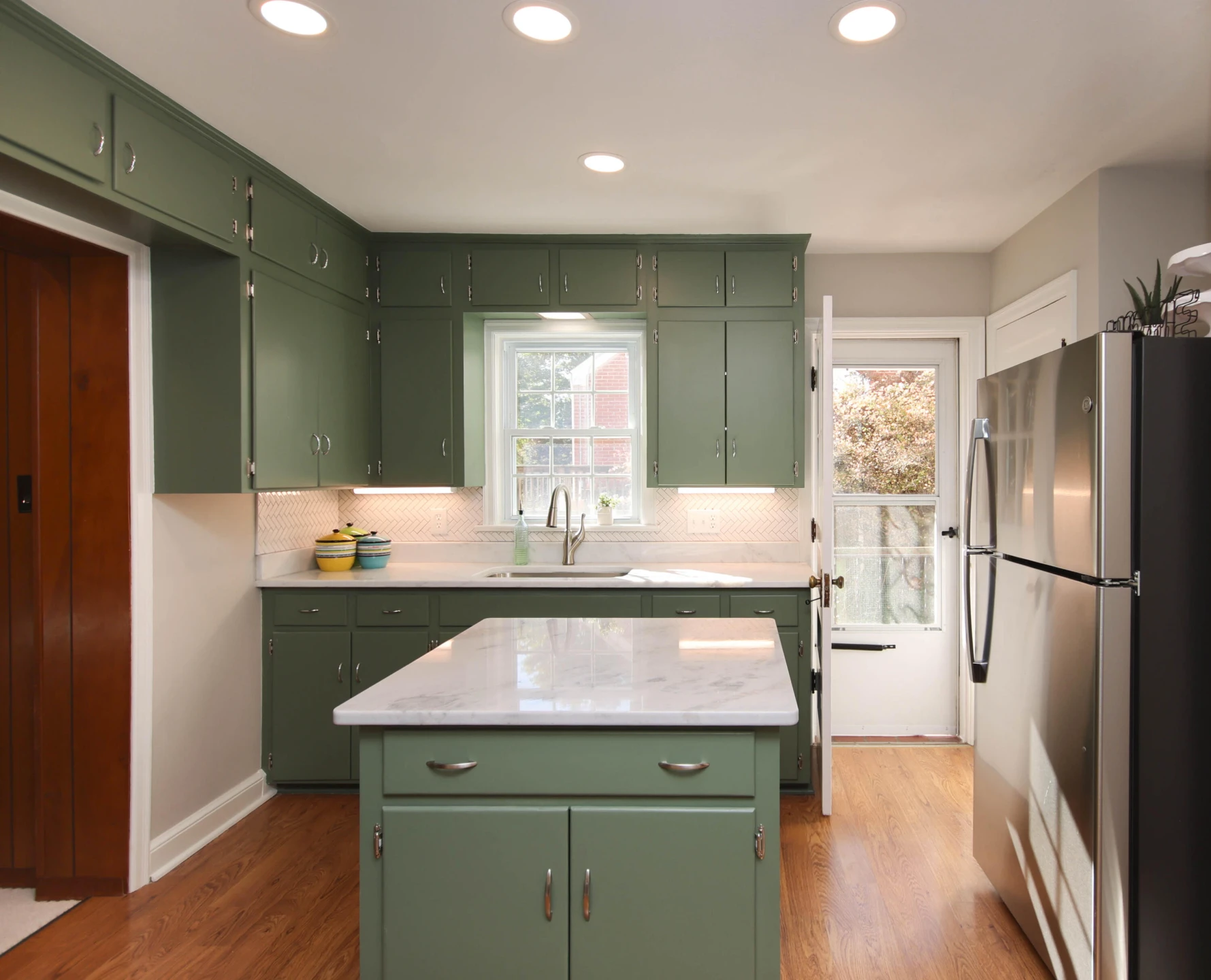 2630 Fairway DR - Photo 11