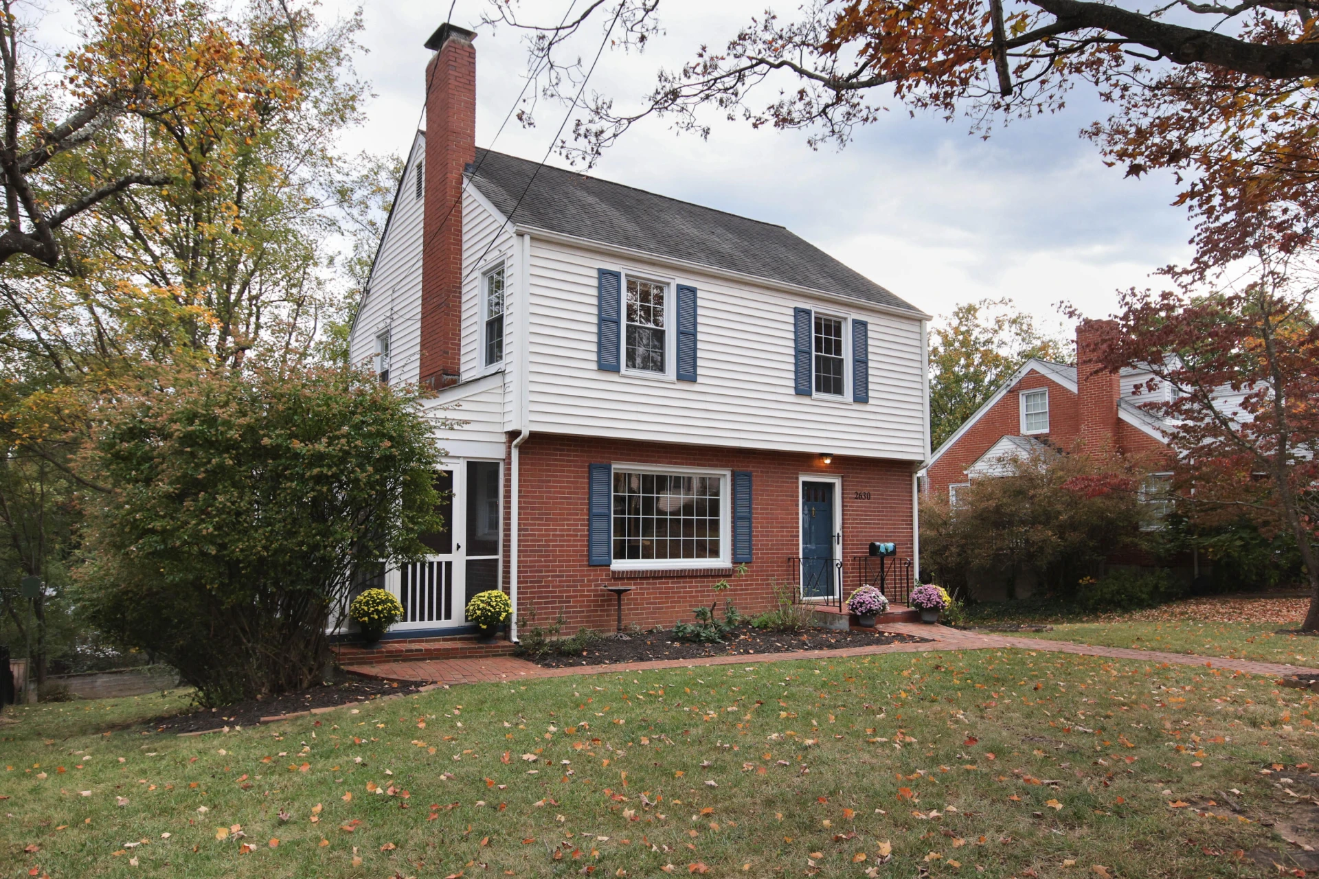 2630 Fairway DR - Photo 2
