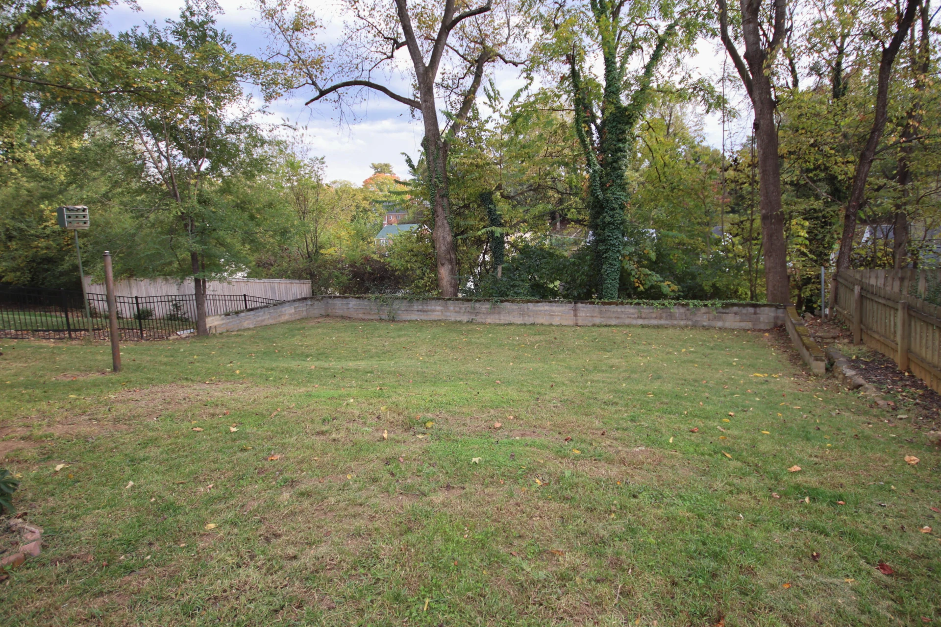 2630 Fairway DR - Photo 32